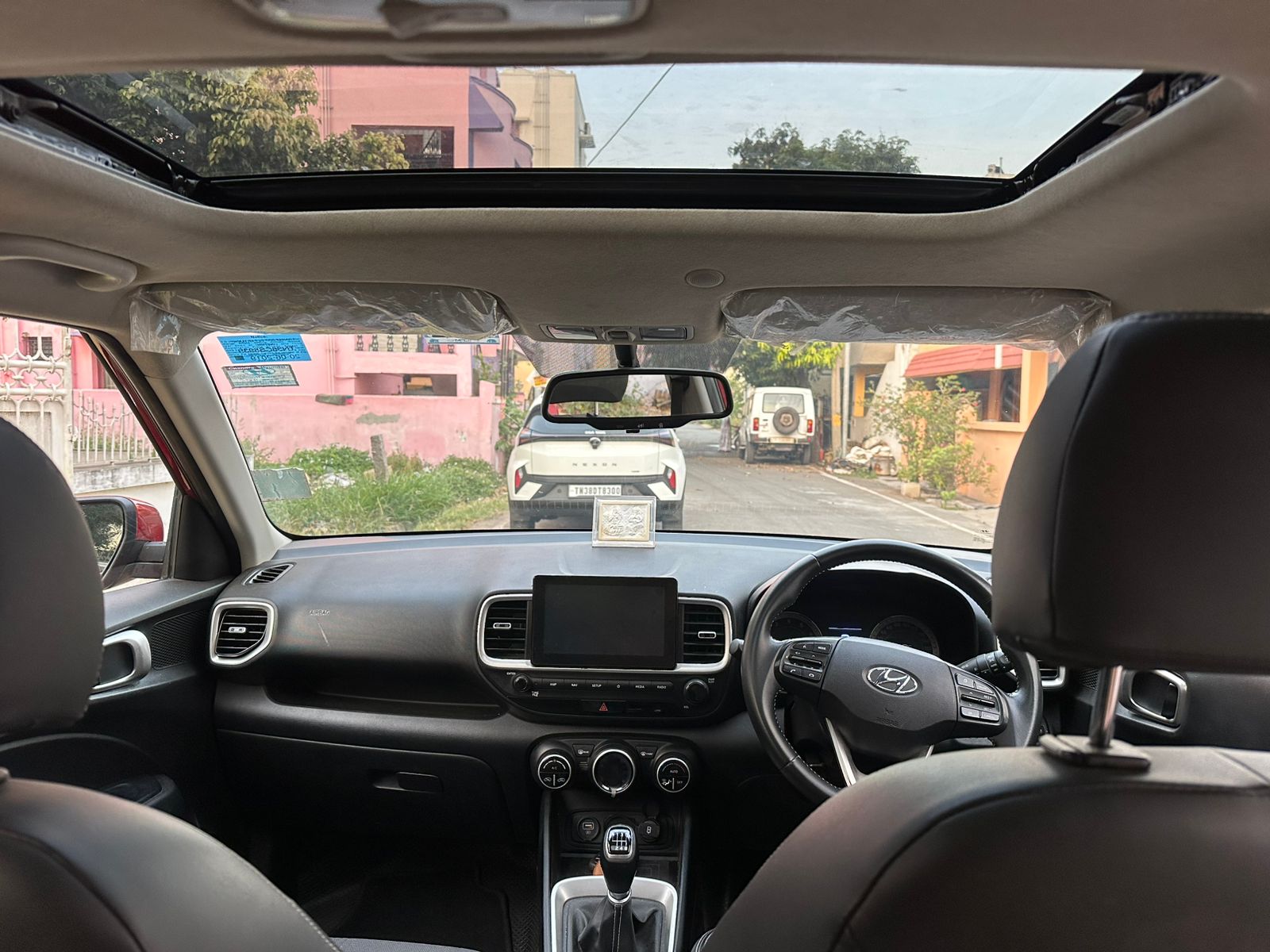 Hyundai Venue - Image 6