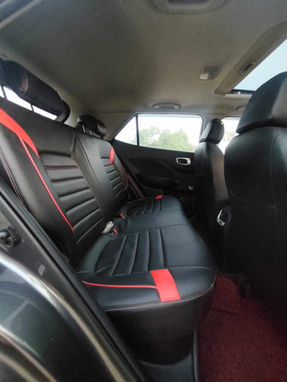 Hyundai Venue - Image 7