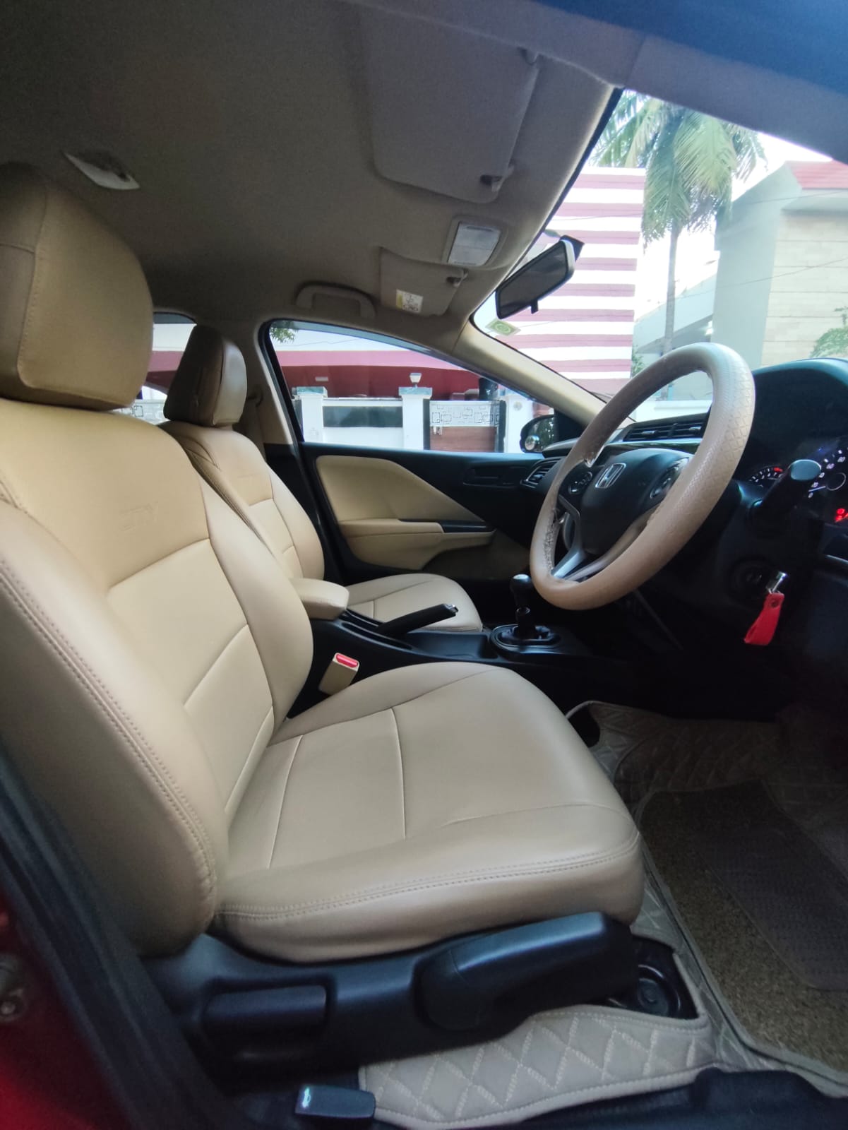 Honda City - Image 2