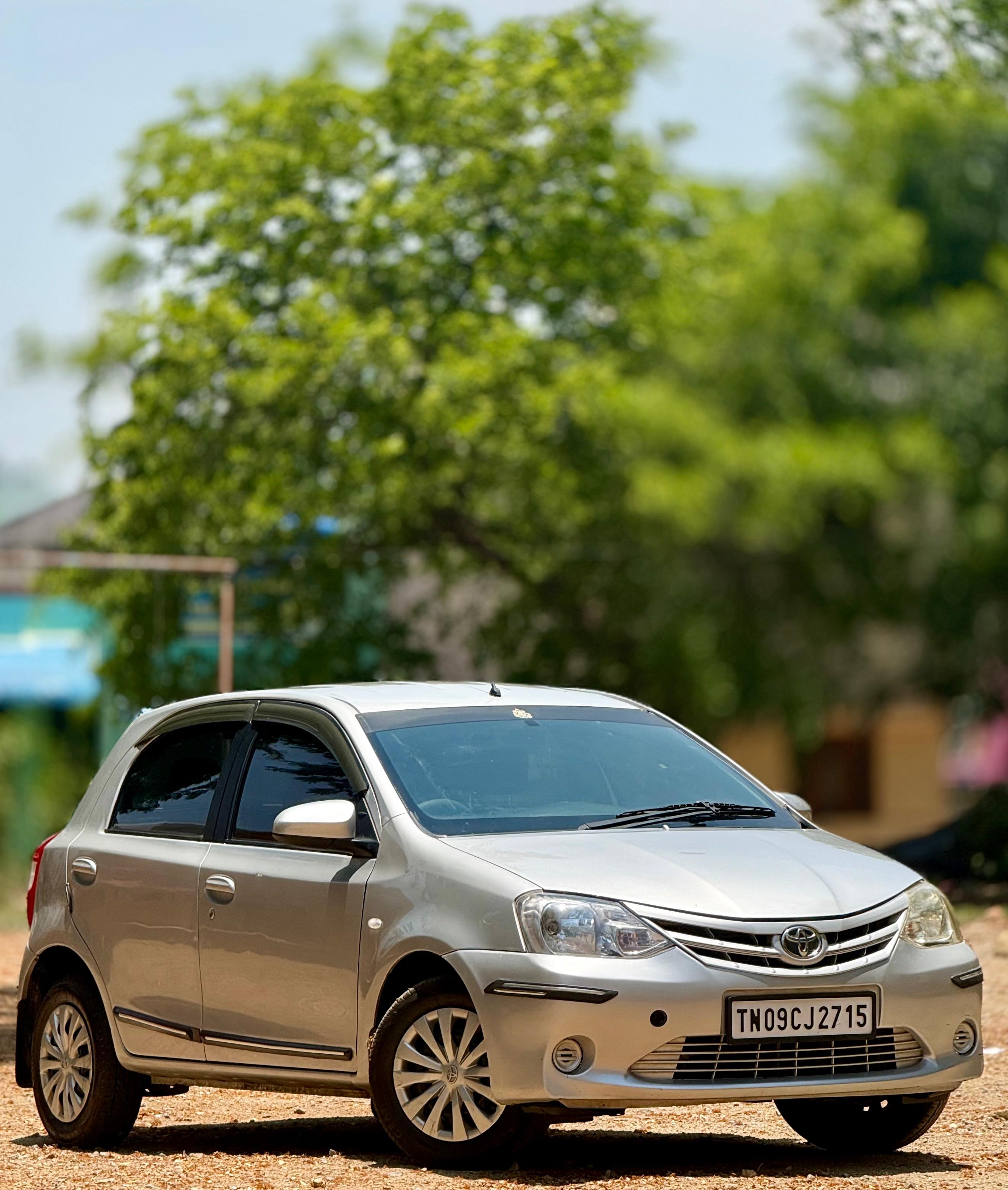 Toyota Etios Liva - Image 4