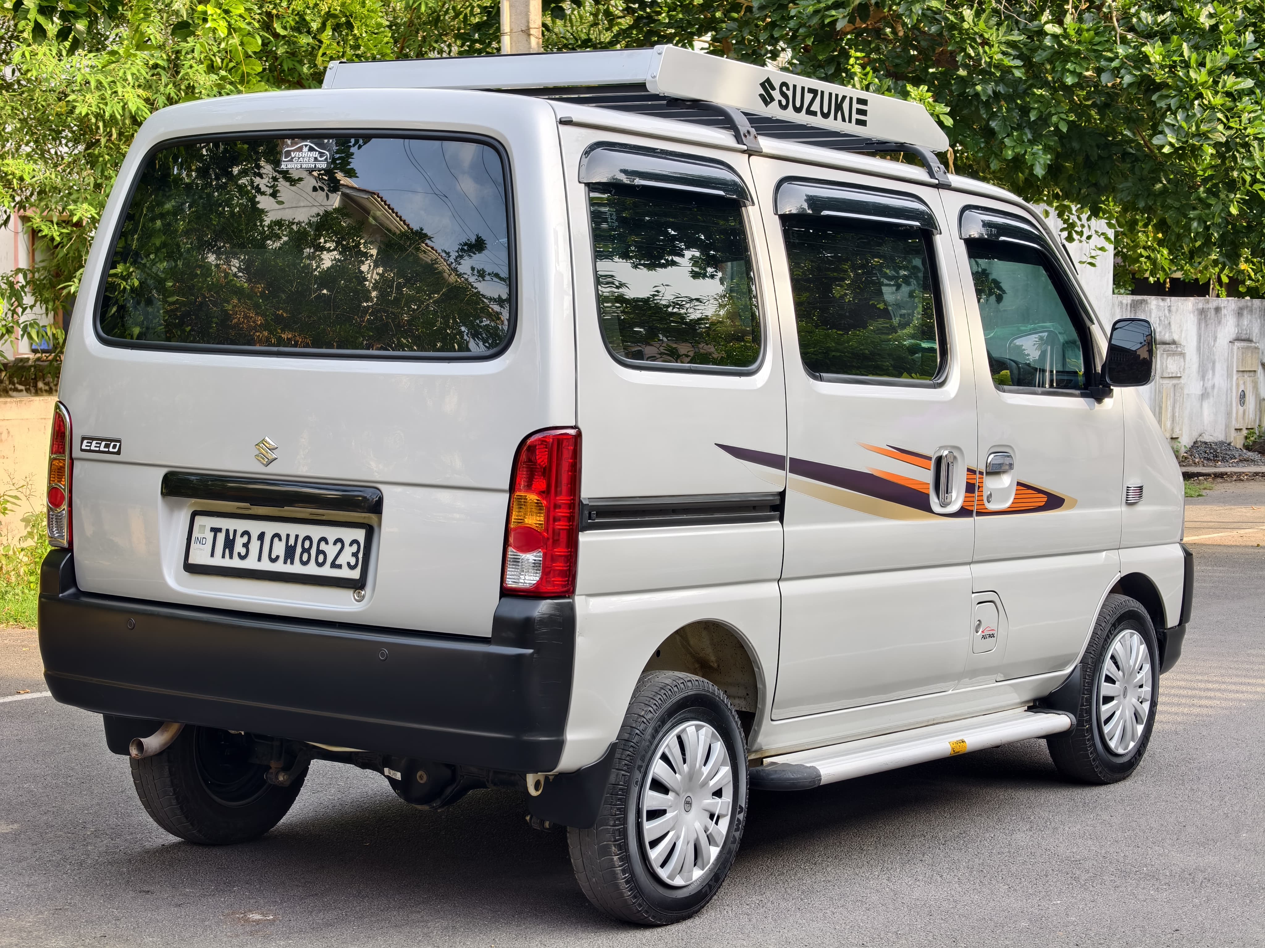 Maruti Suzuki Eeco - Image 9