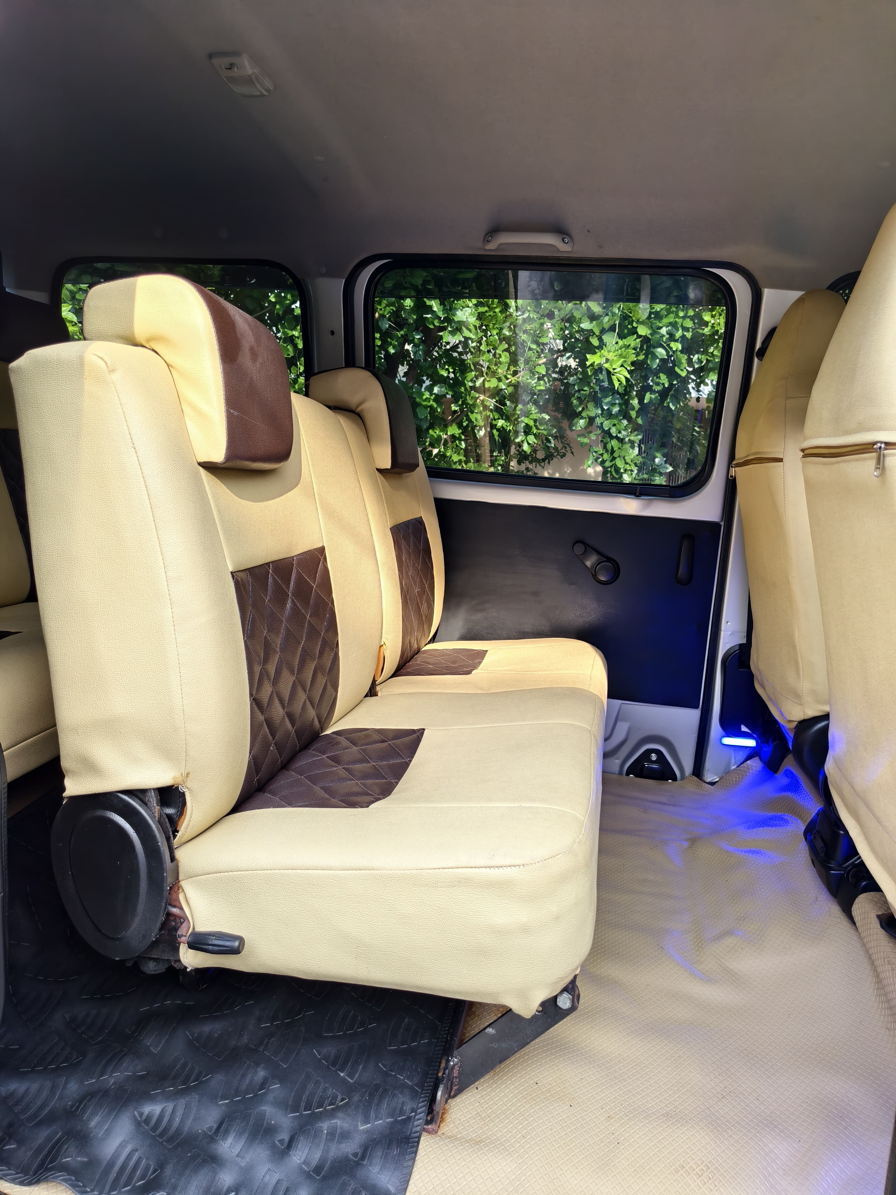 Maruti Suzuki Eeco - Image 3