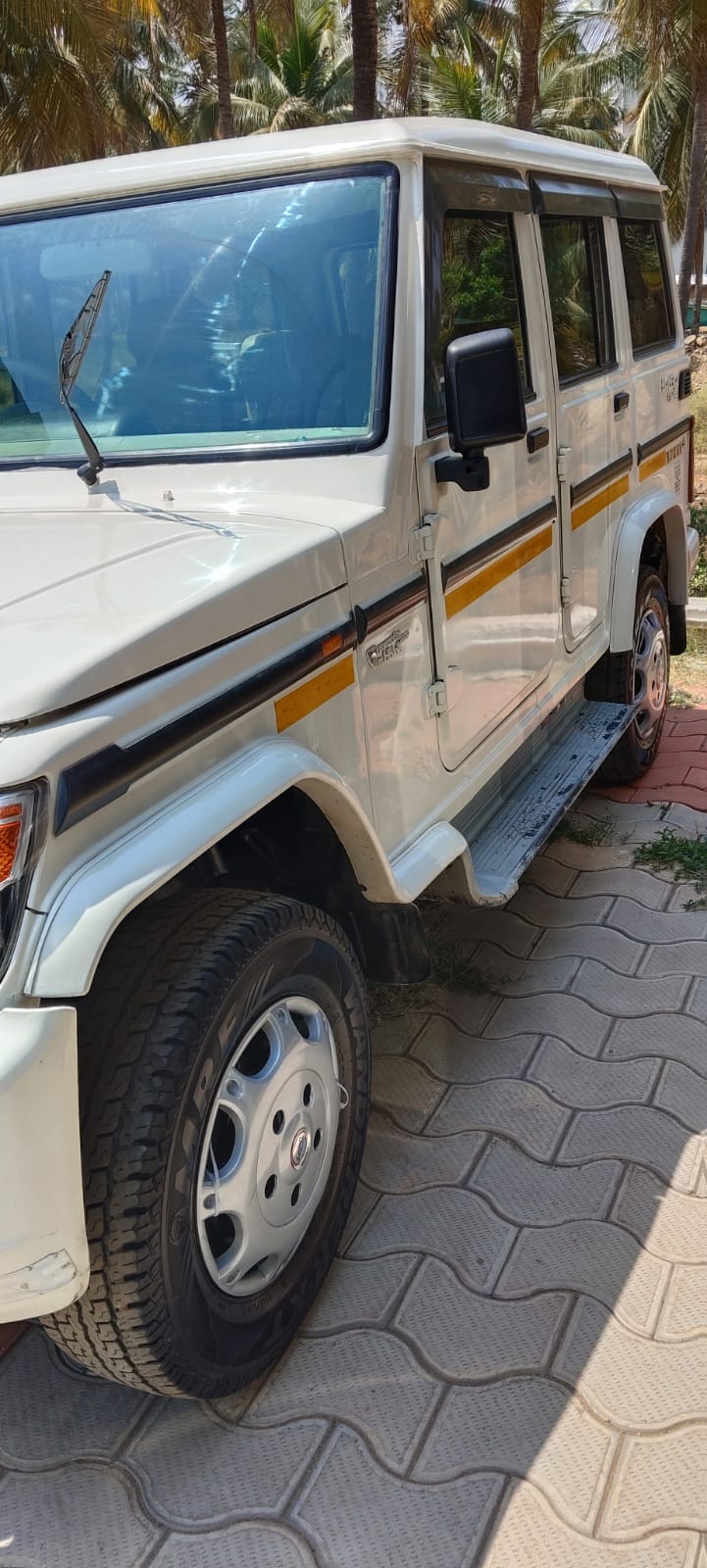 Mahindra Bolero - Image 2