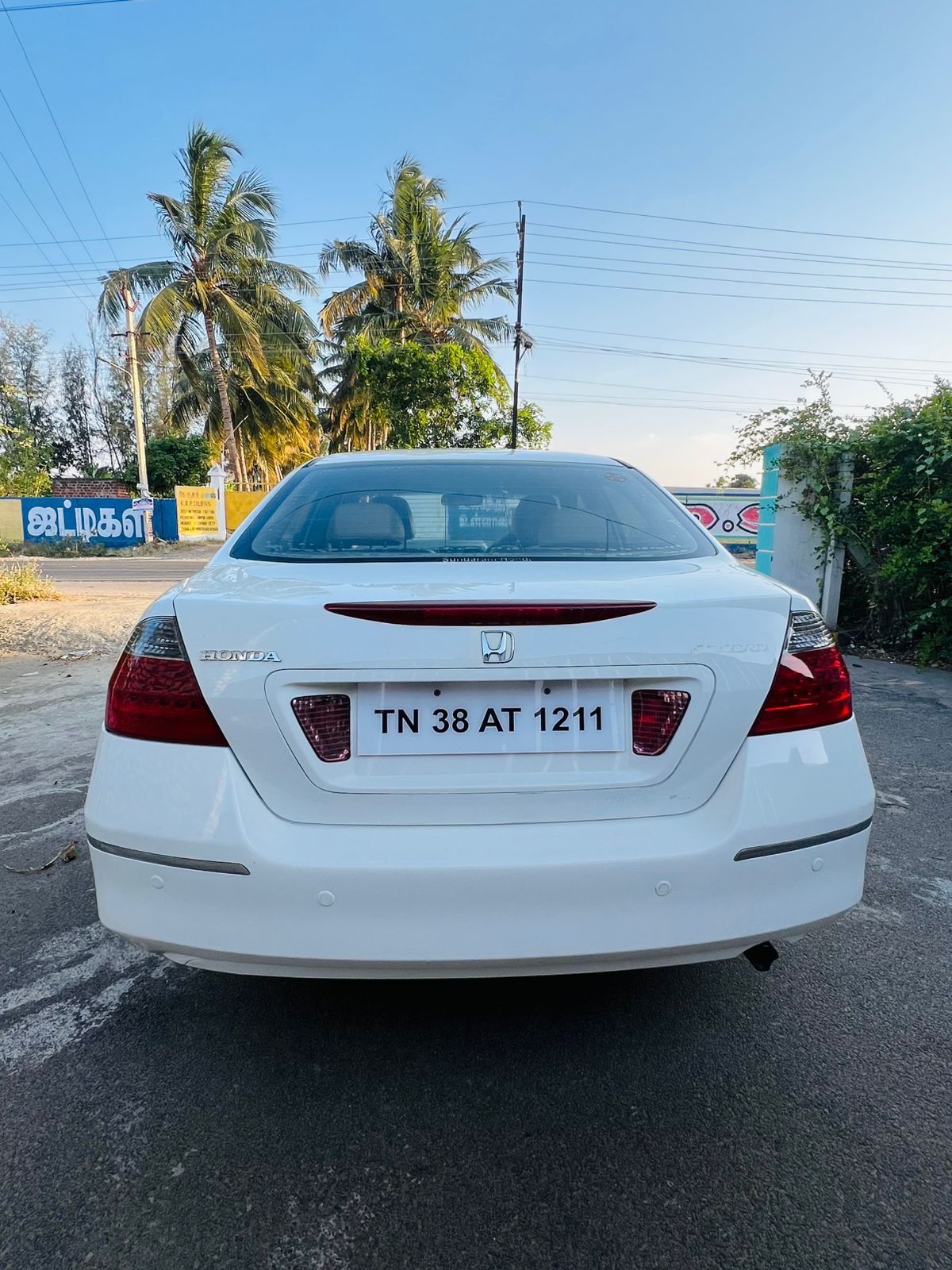 Honda Accord - Image 10