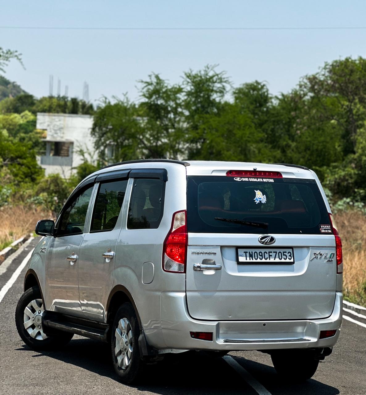 Mahindra Xylo - Image 4