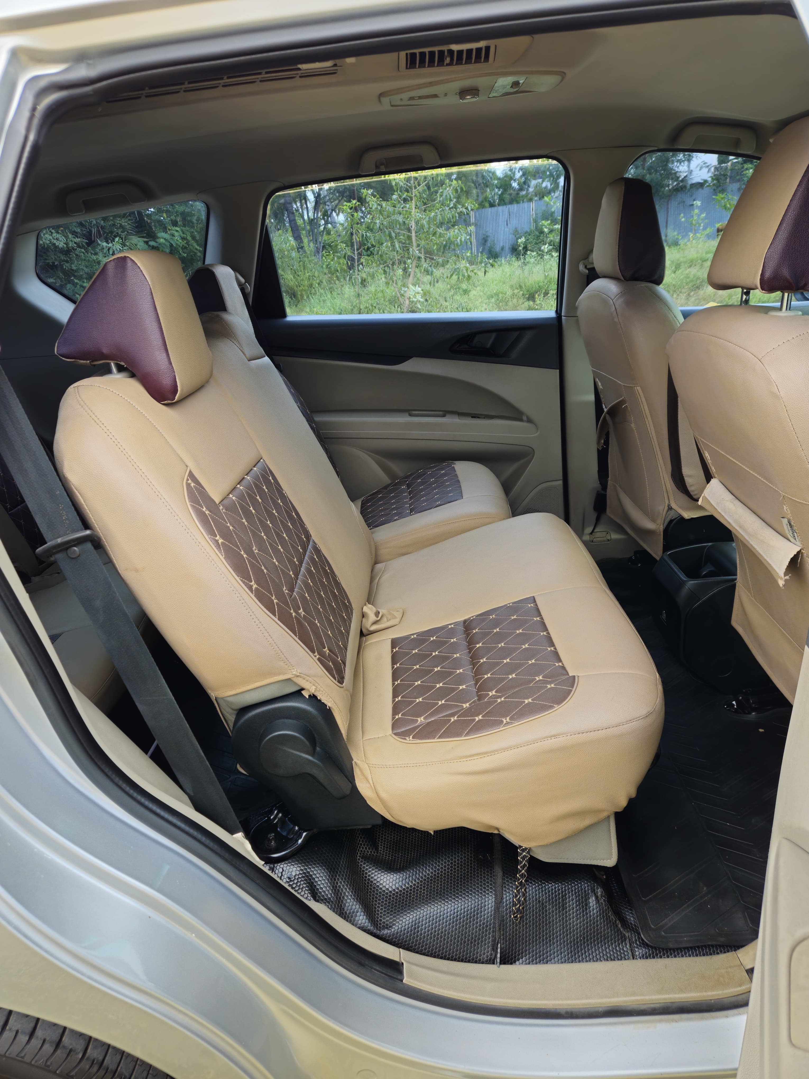 Mahindra Marazzo - Image 5