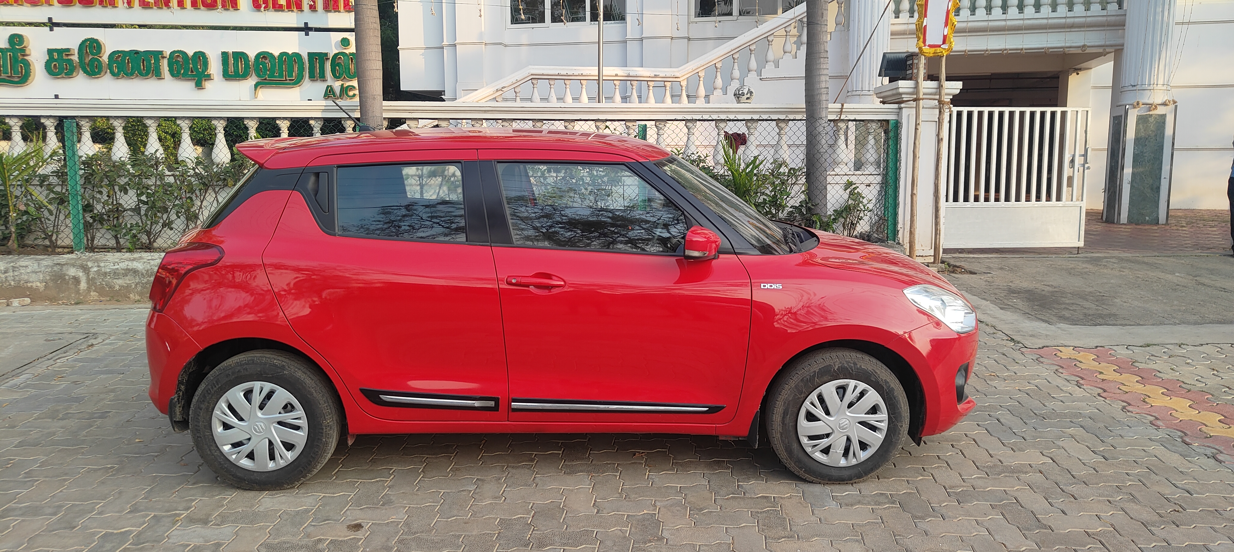 Maruti Suzuki Swift - Image 2