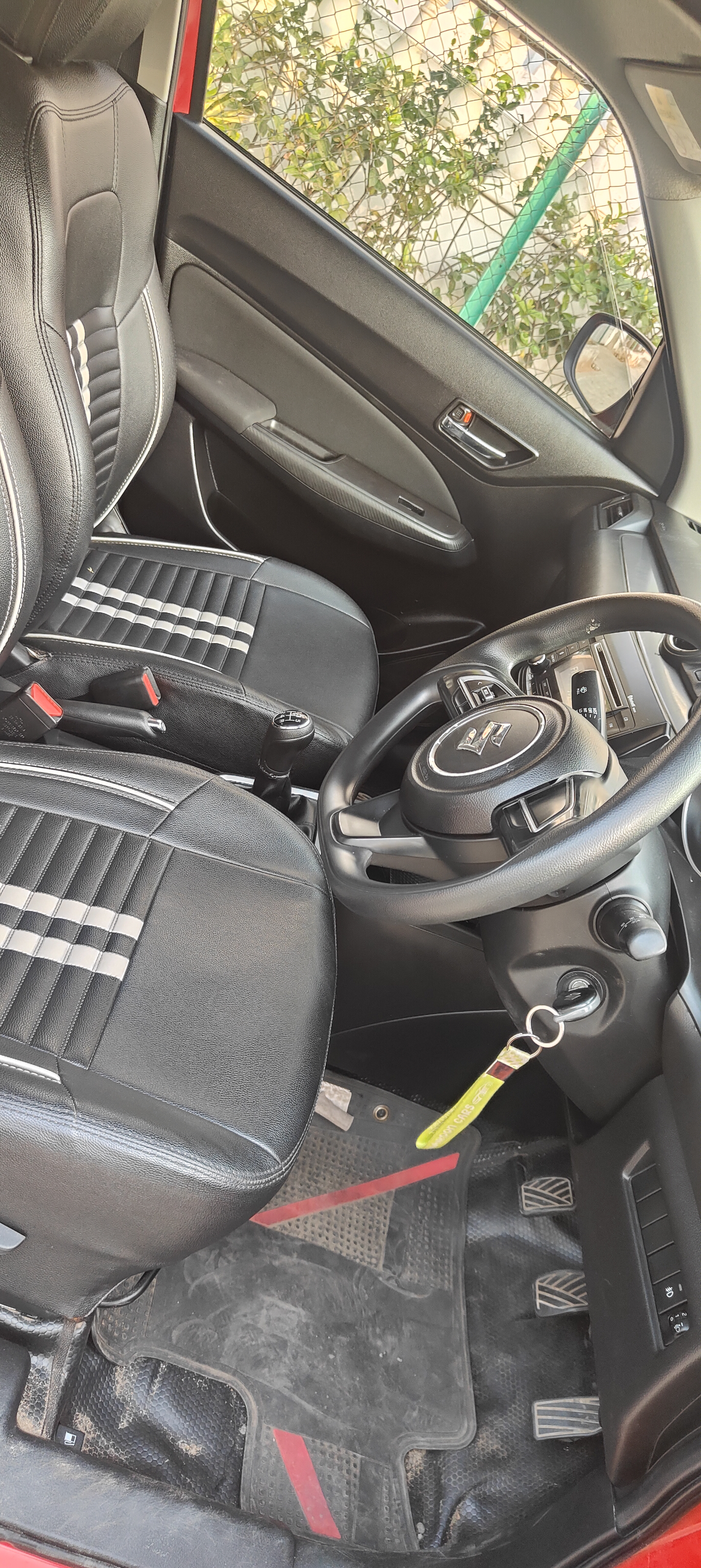 Maruti Suzuki Swift - Image 3