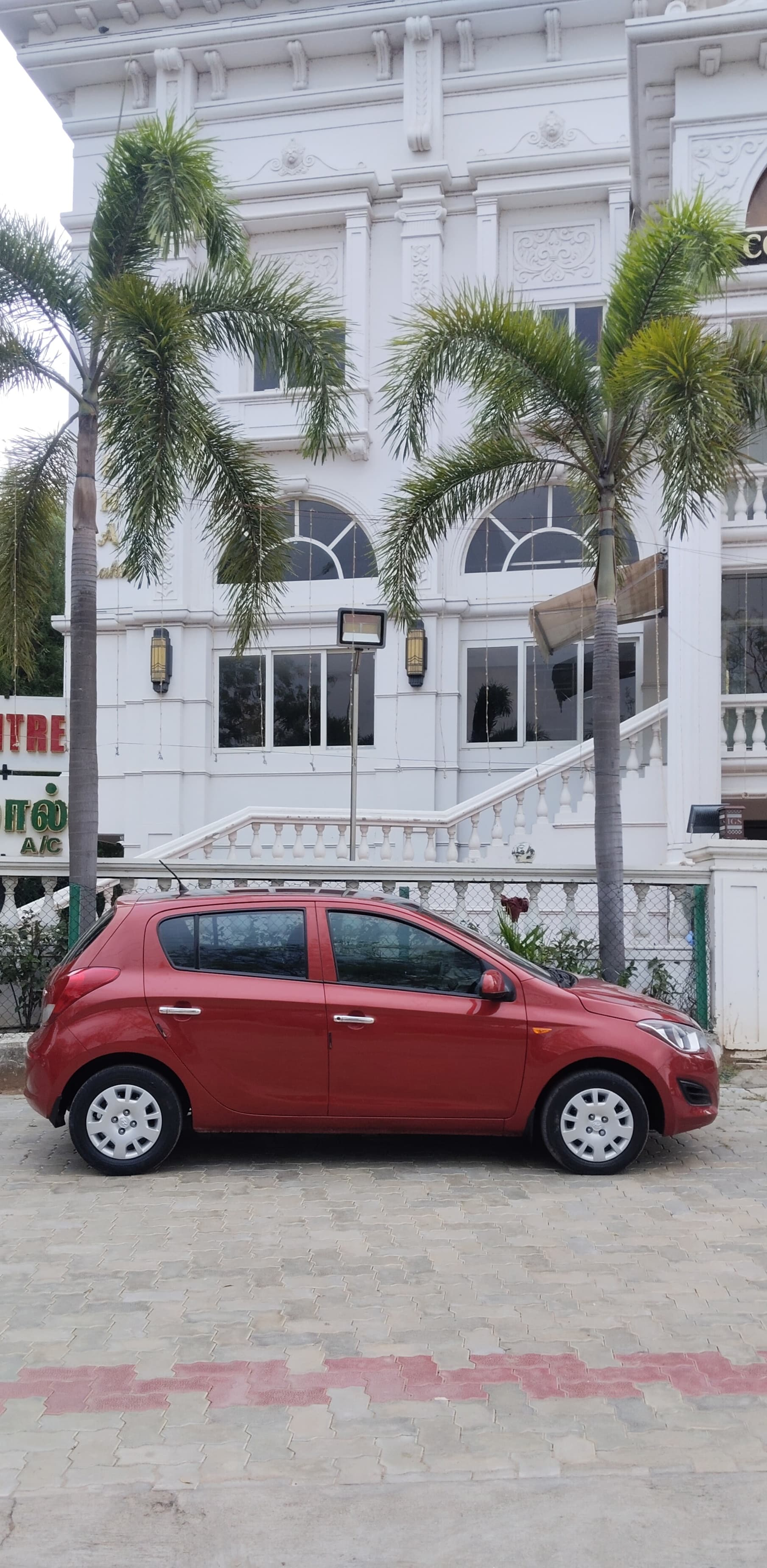 Hyundai i20 - Image 4