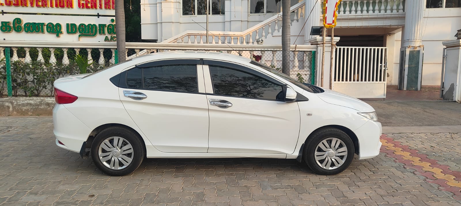 Honda City - Image 2