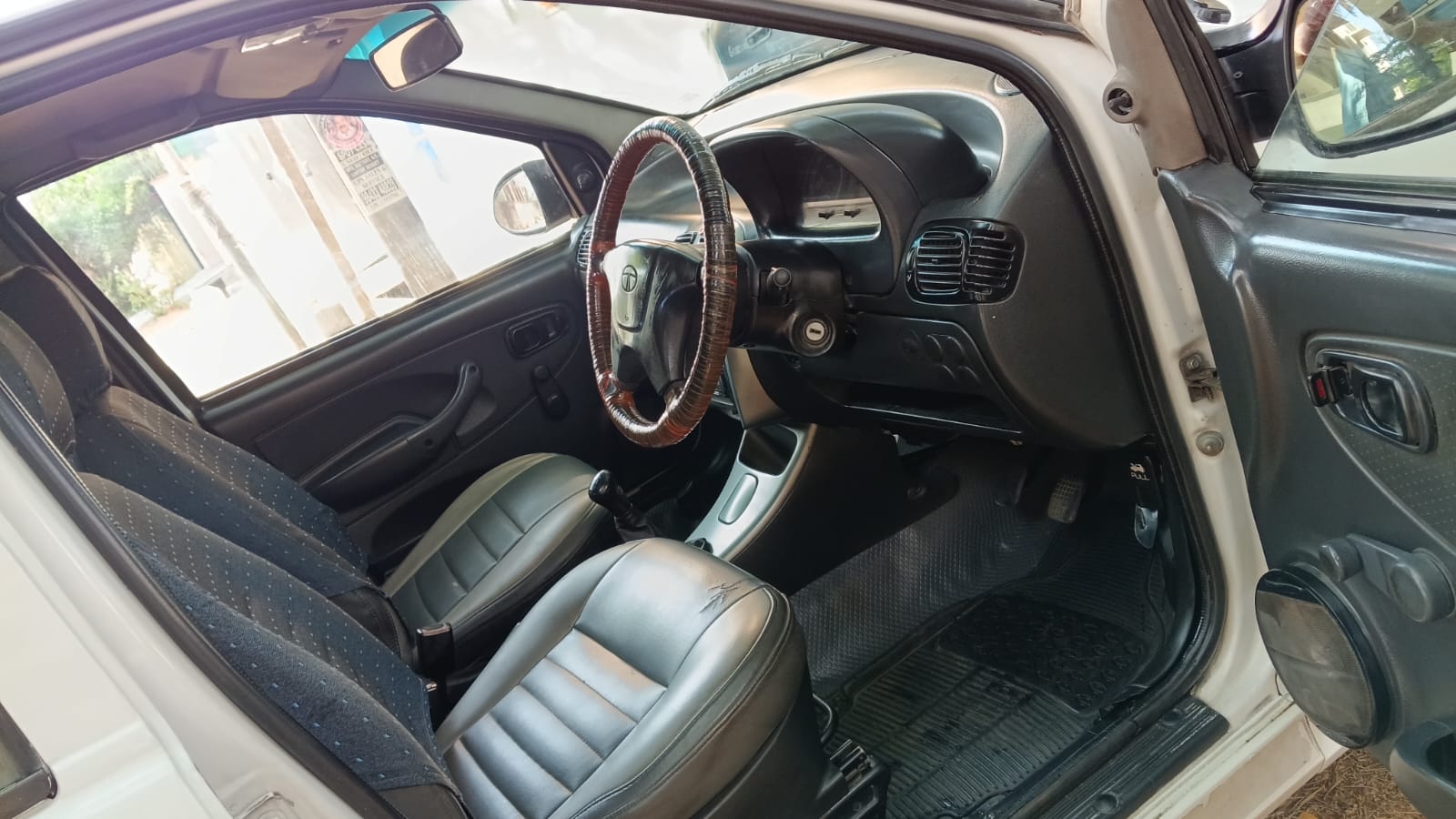 Tata Indica - Image 6