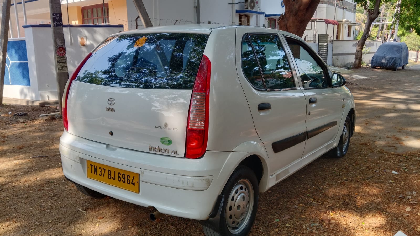 Tata Indica - Image 12