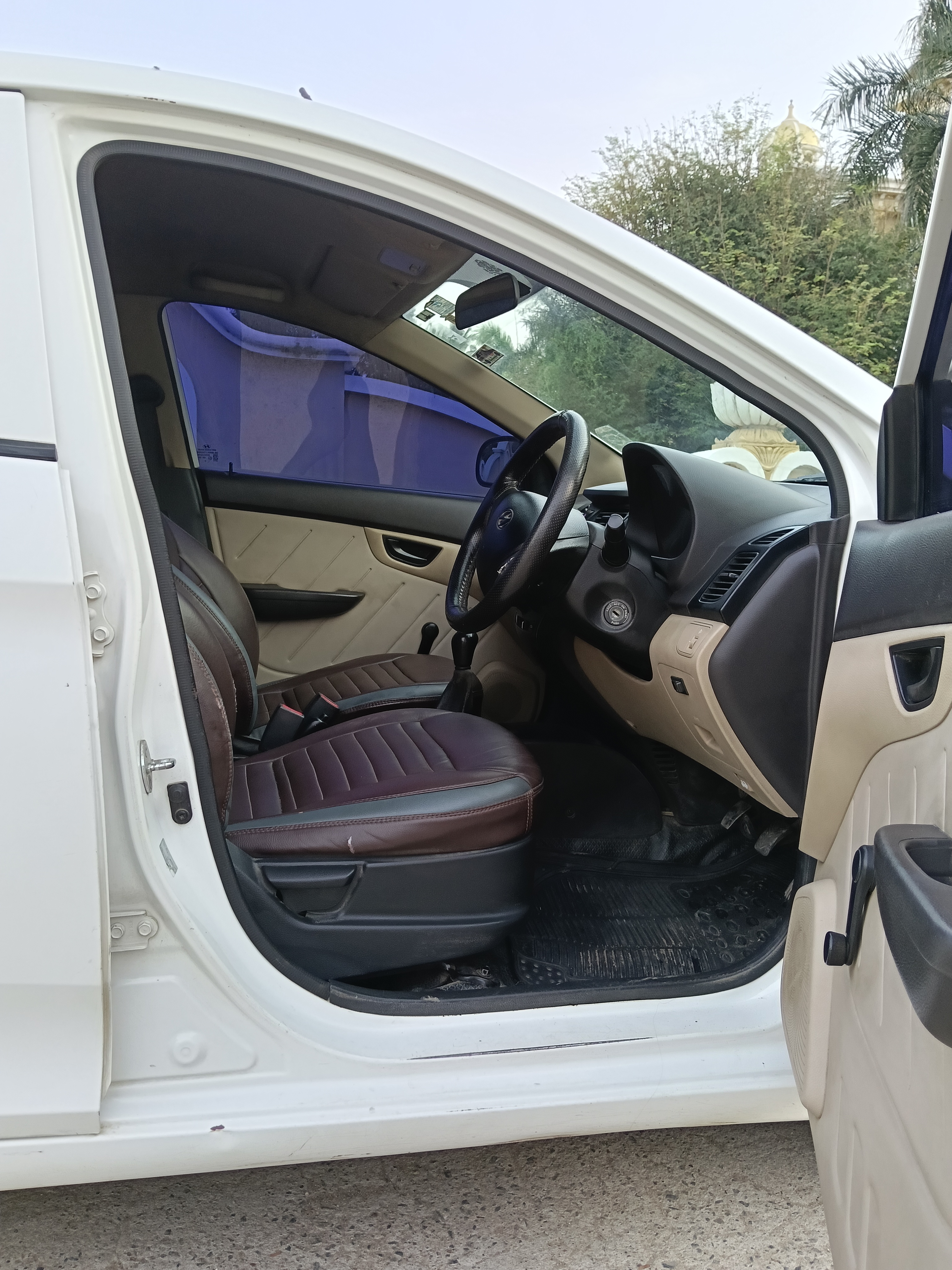 Hyundai Eon - Image 11