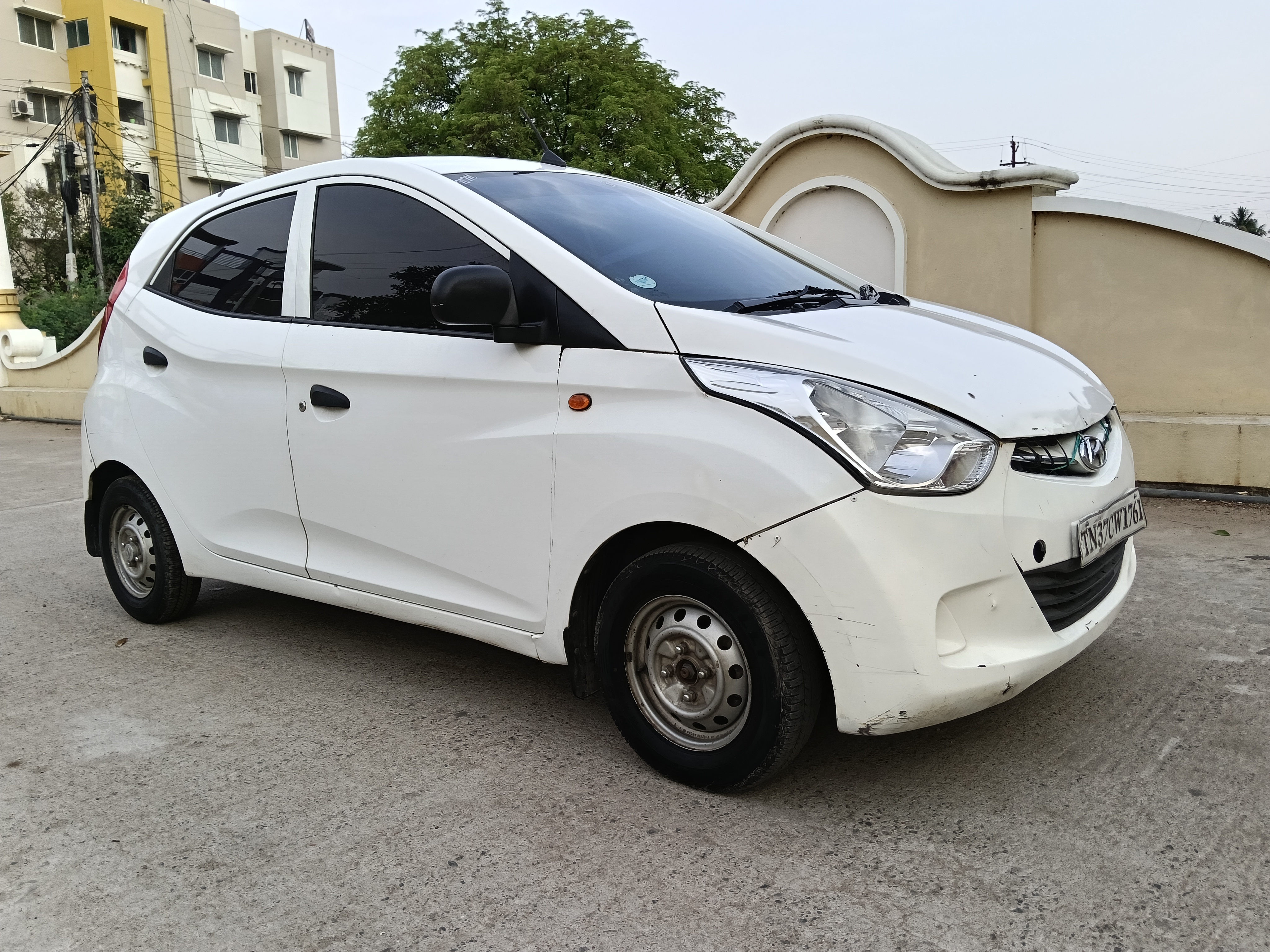 Hyundai Eon - Image 2