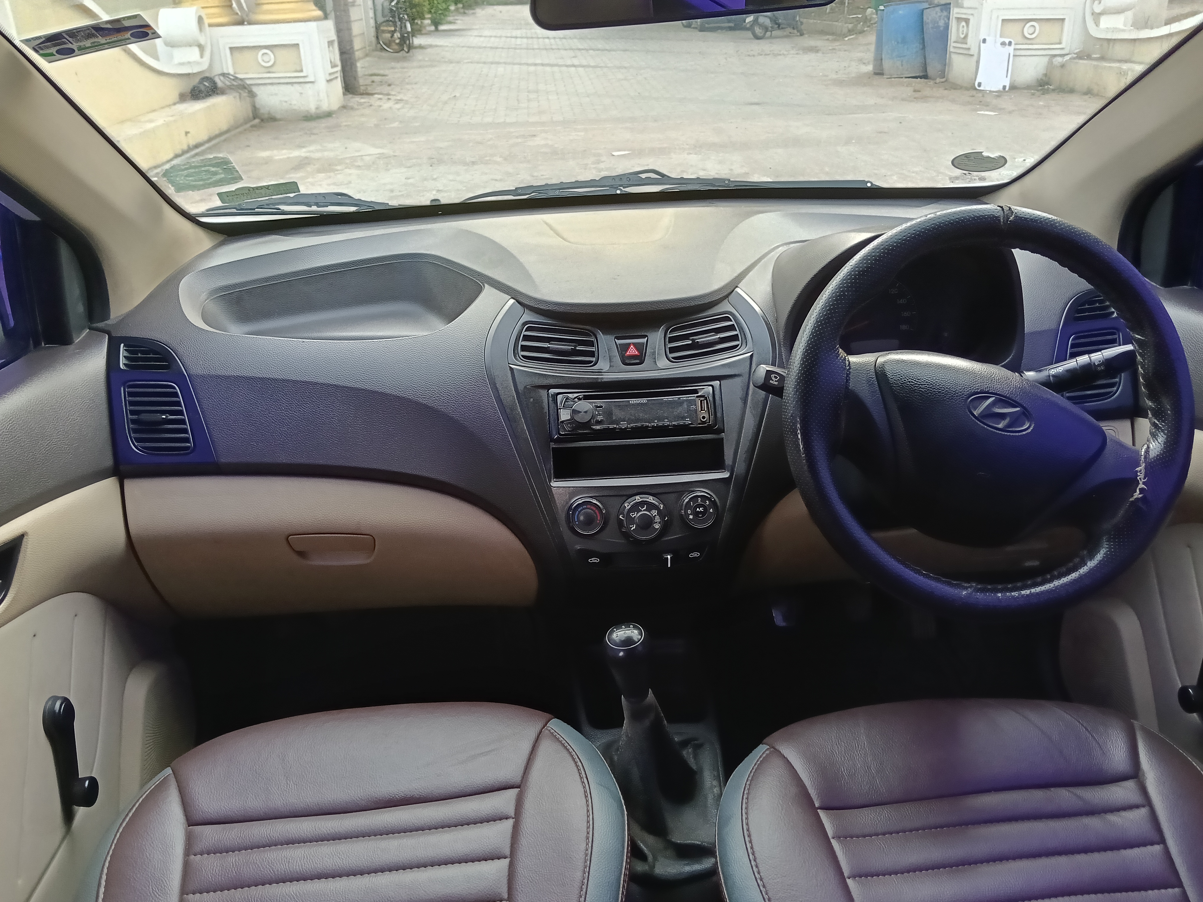 Hyundai Eon - Image 13