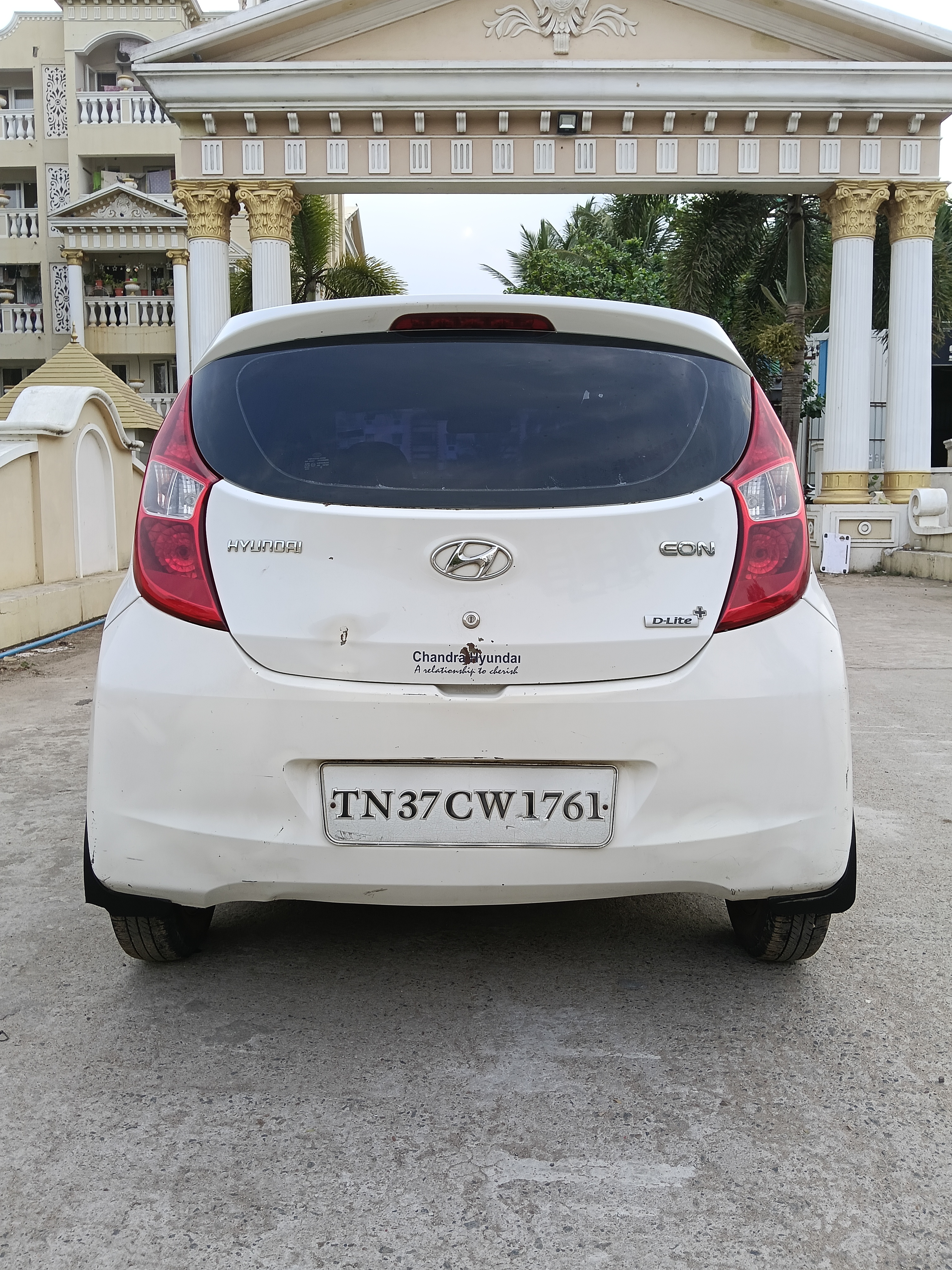 Hyundai Eon - Image 5