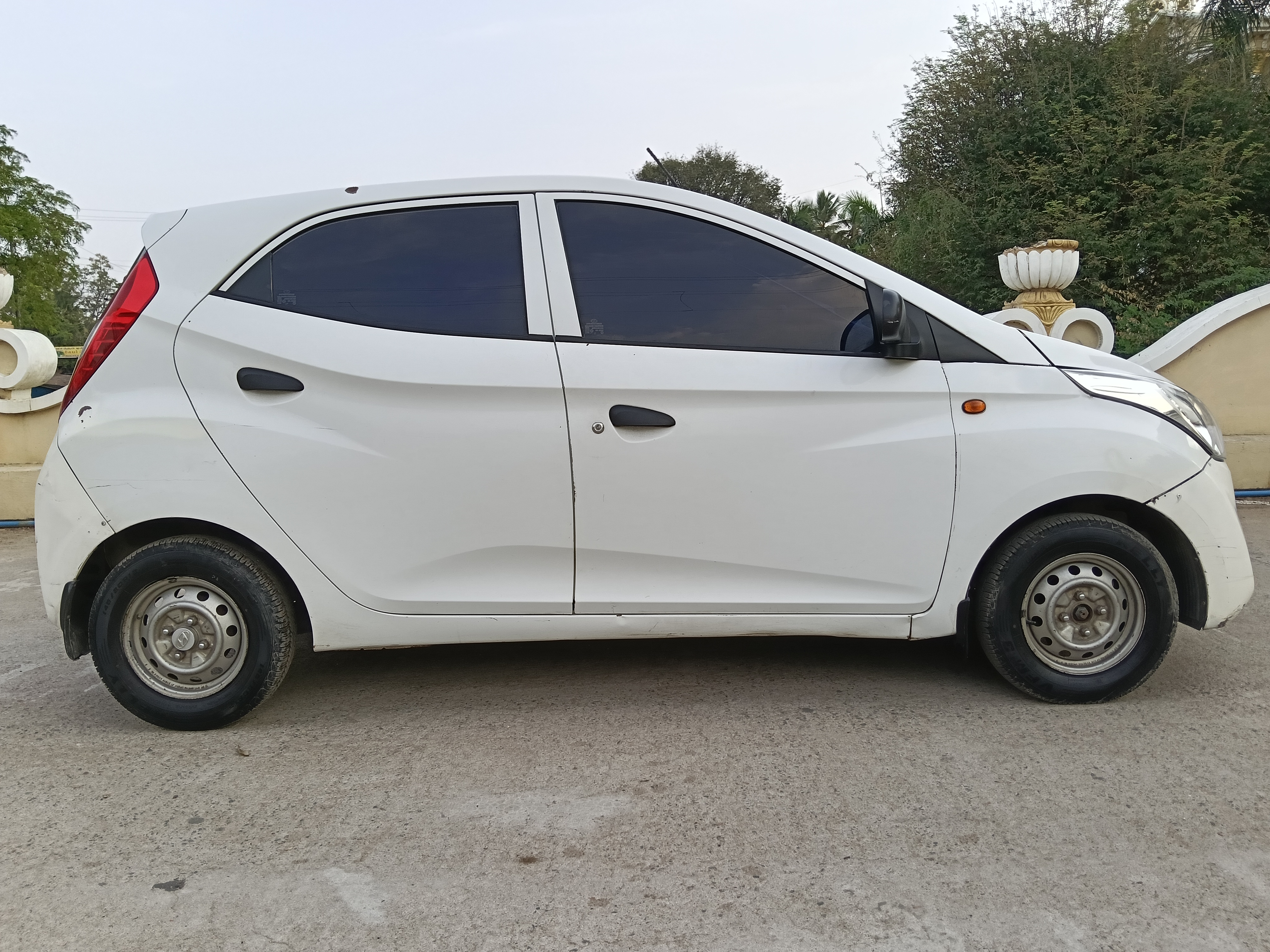 Hyundai Eon - Image 3