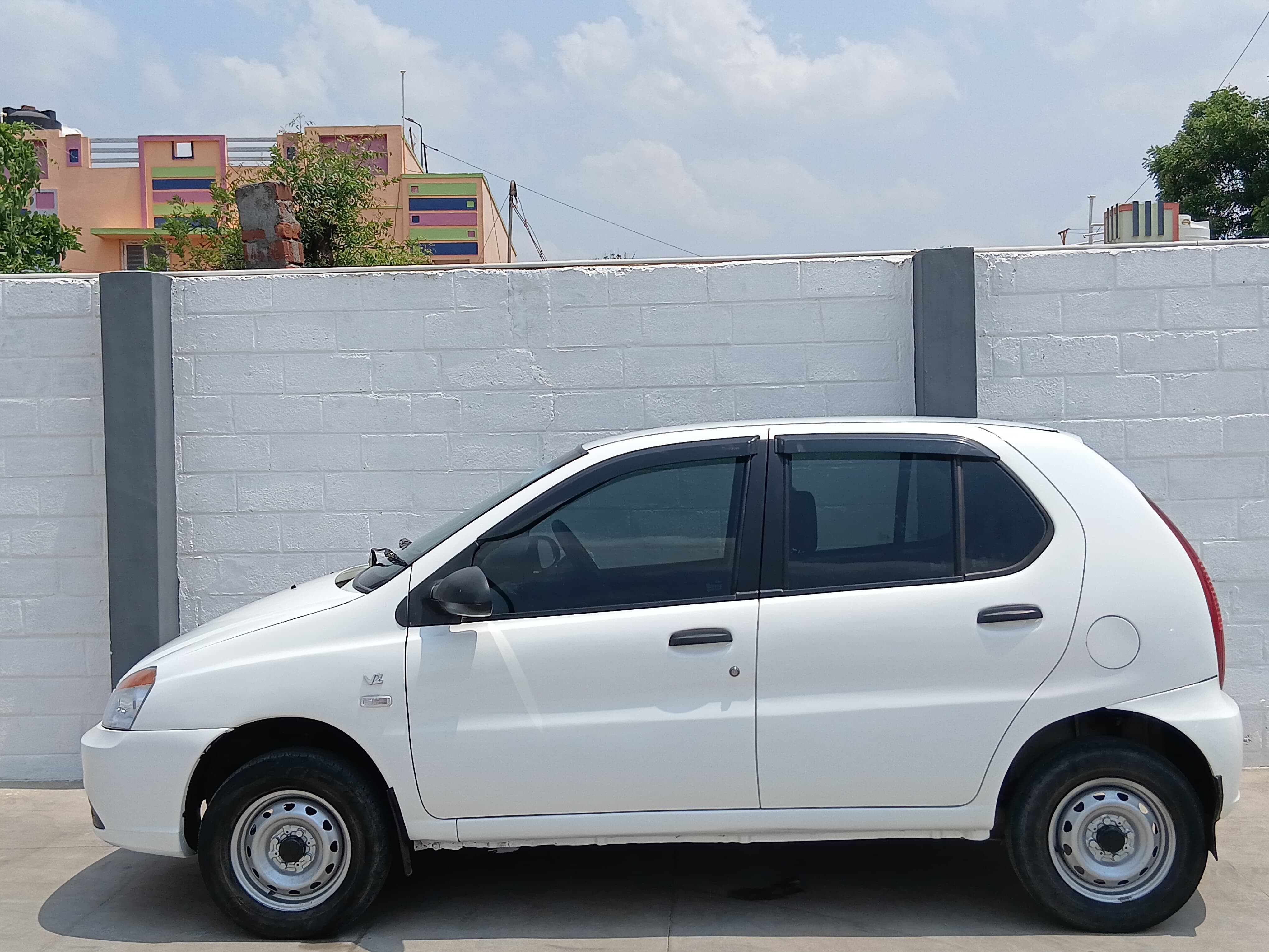 Tata Indica V2 - Image 4