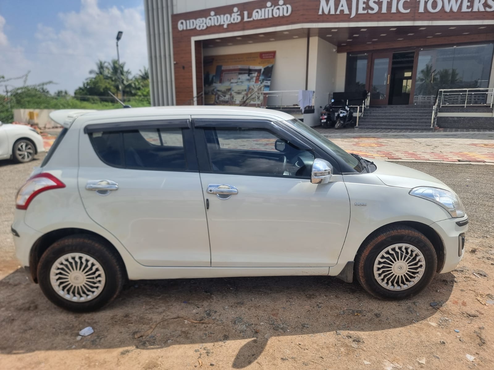 Maruti Suzuki Swift - Image 4