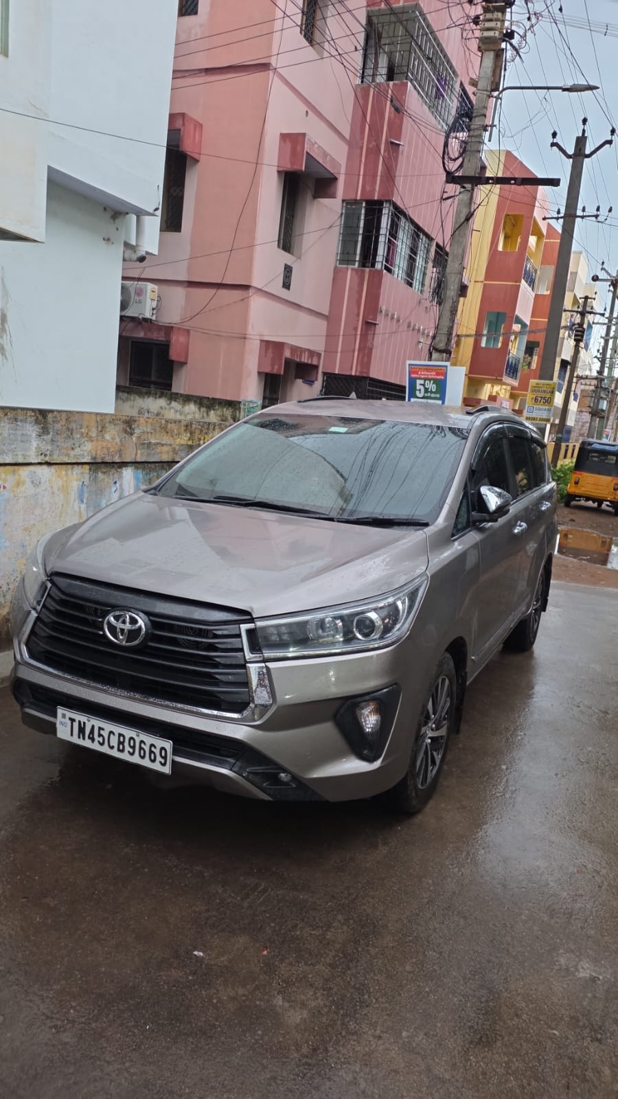 Toyota Innova Crysta