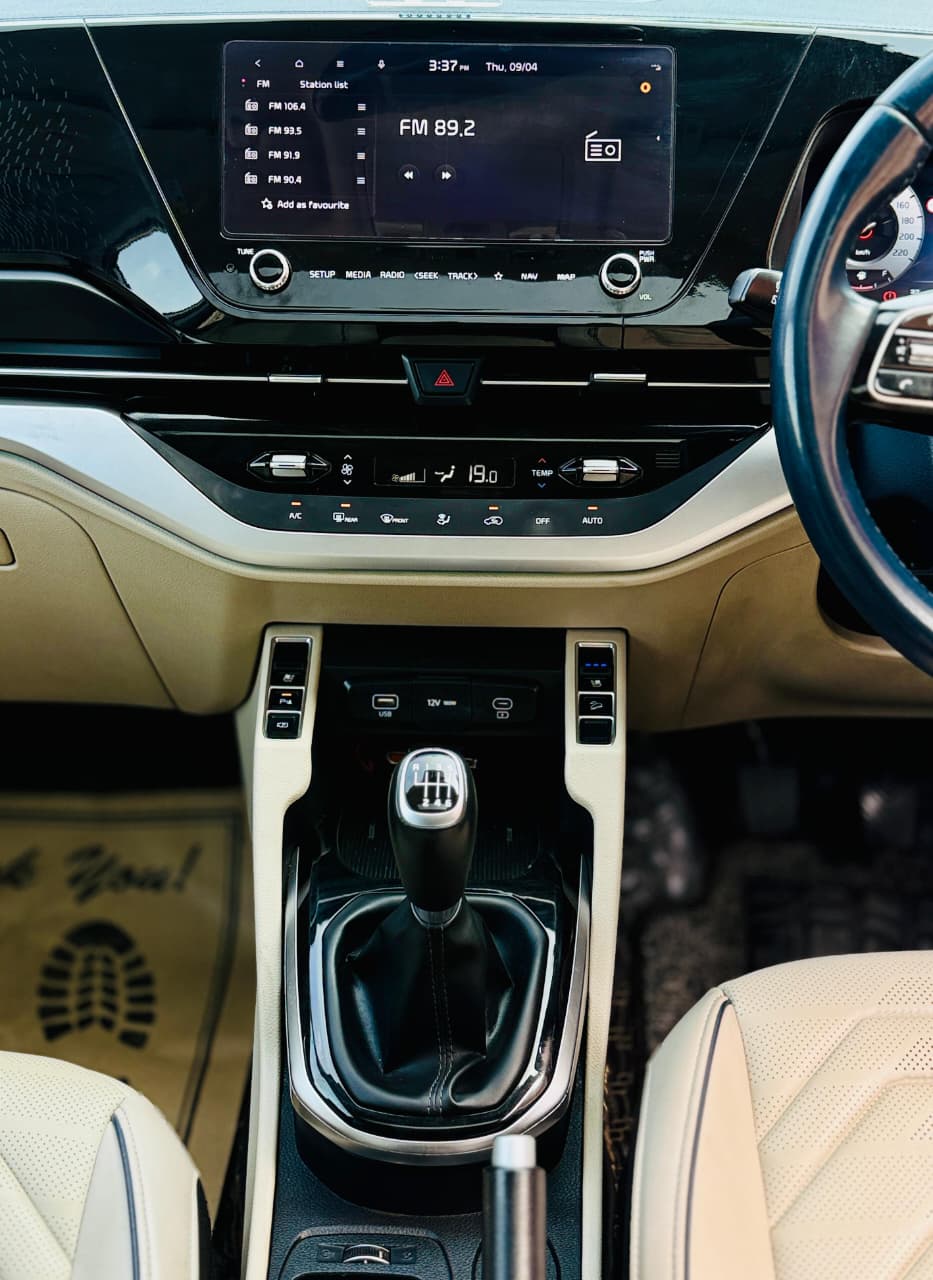 Kia carens - Image 9