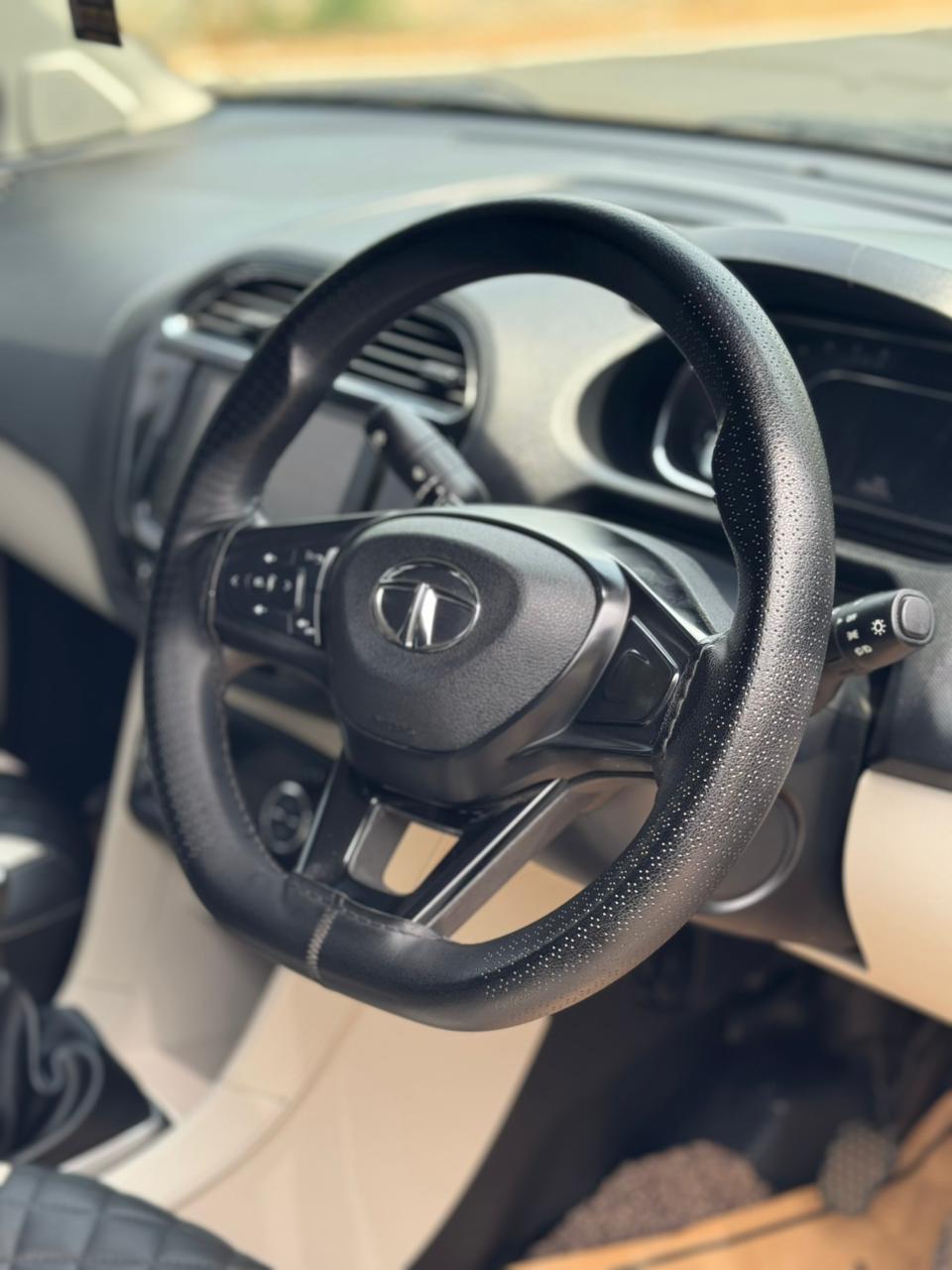 Tata Tigor - Image 2