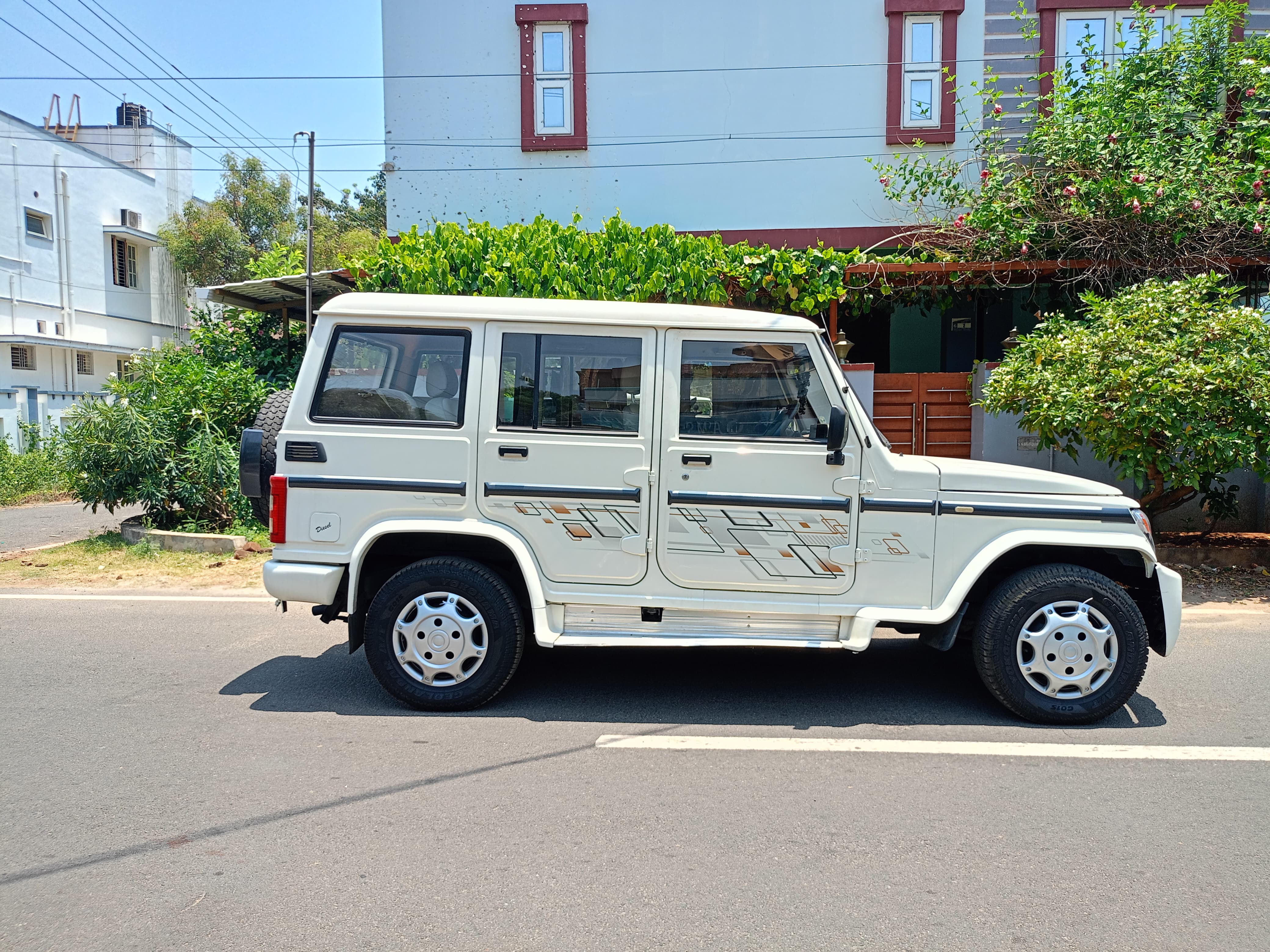 Mahindra Bolero - Image 5