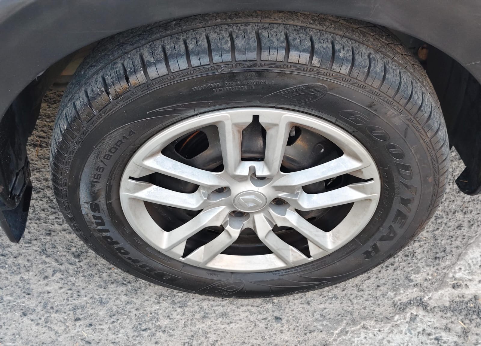 Renault Triber - Image 5