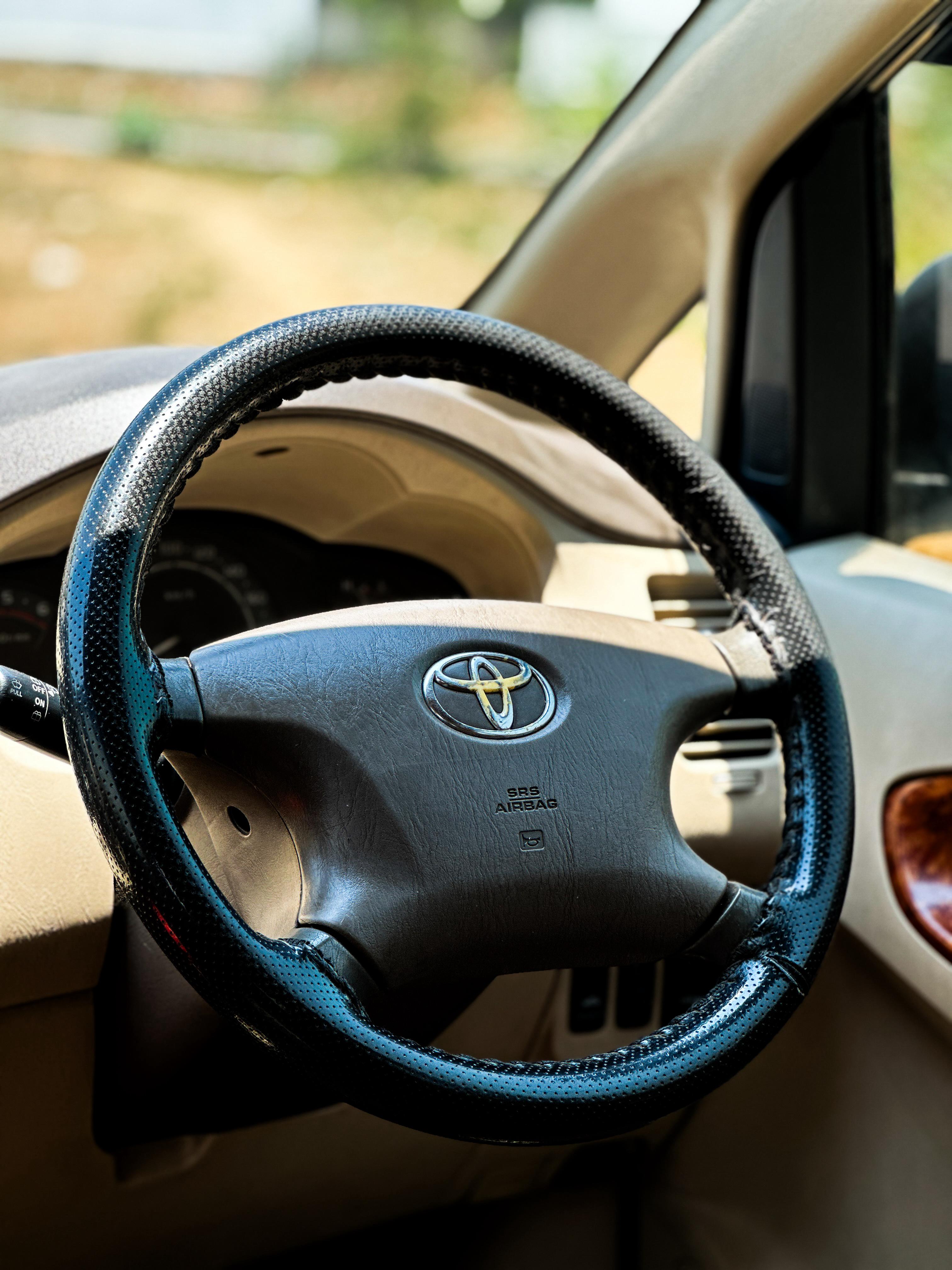 Toyota Innova - Image 3