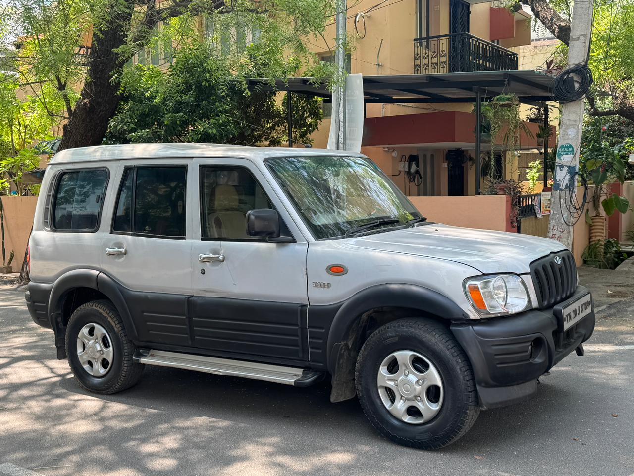 Mahindra Scorpio - Image 6