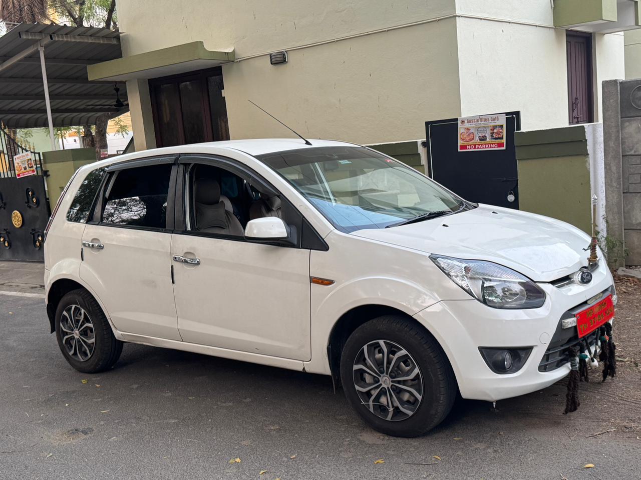 Ford Figo - Image 2