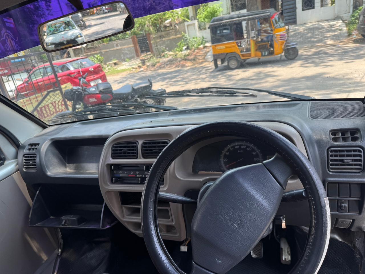 Maruti Suzuki Eeco - Image 7