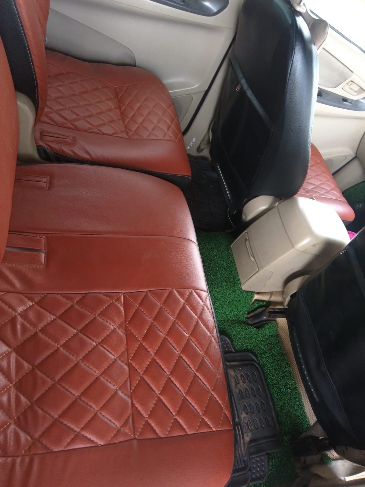 Toyota Innova - Image 7