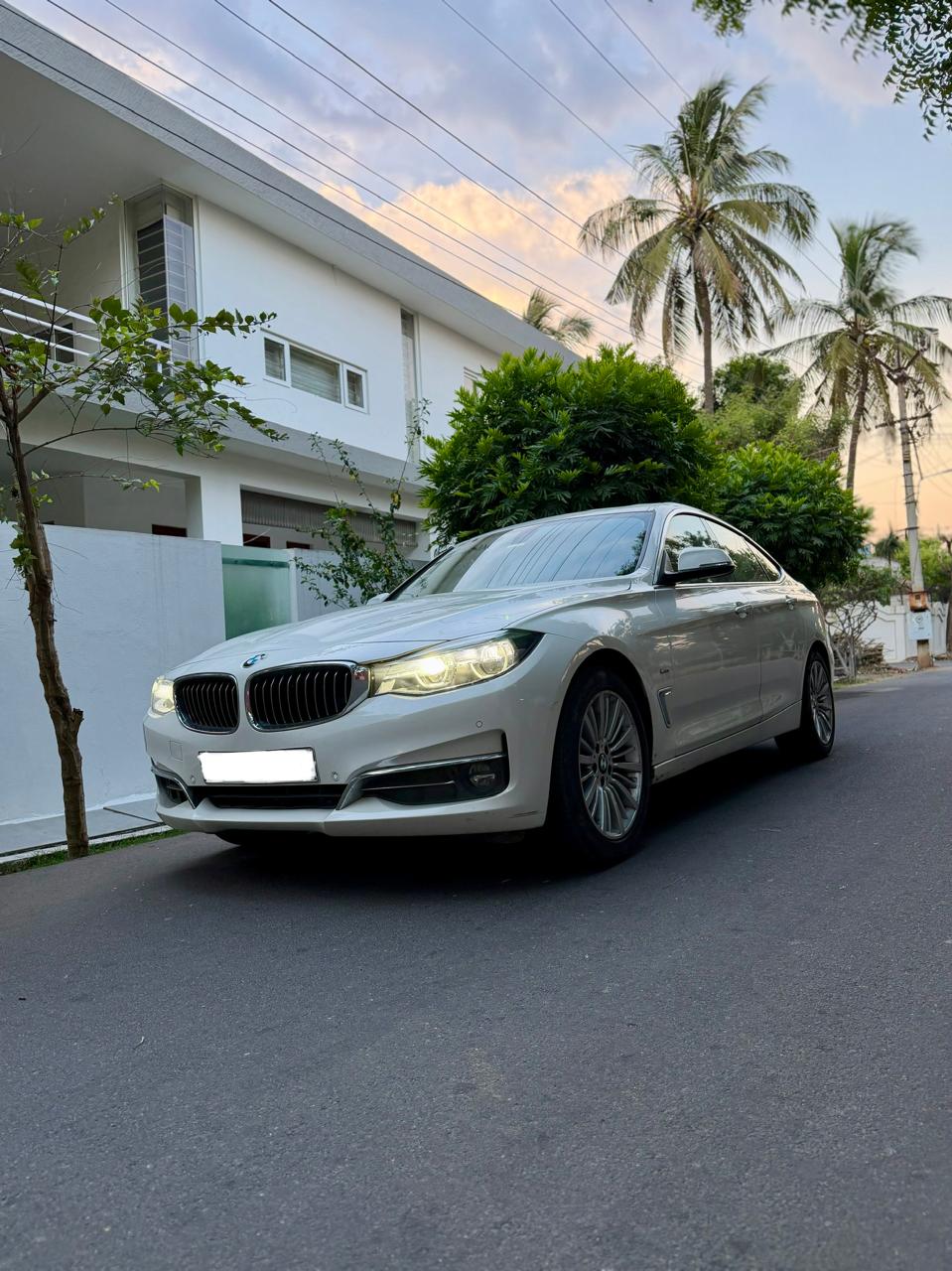 BMW 3 Series - Image 5