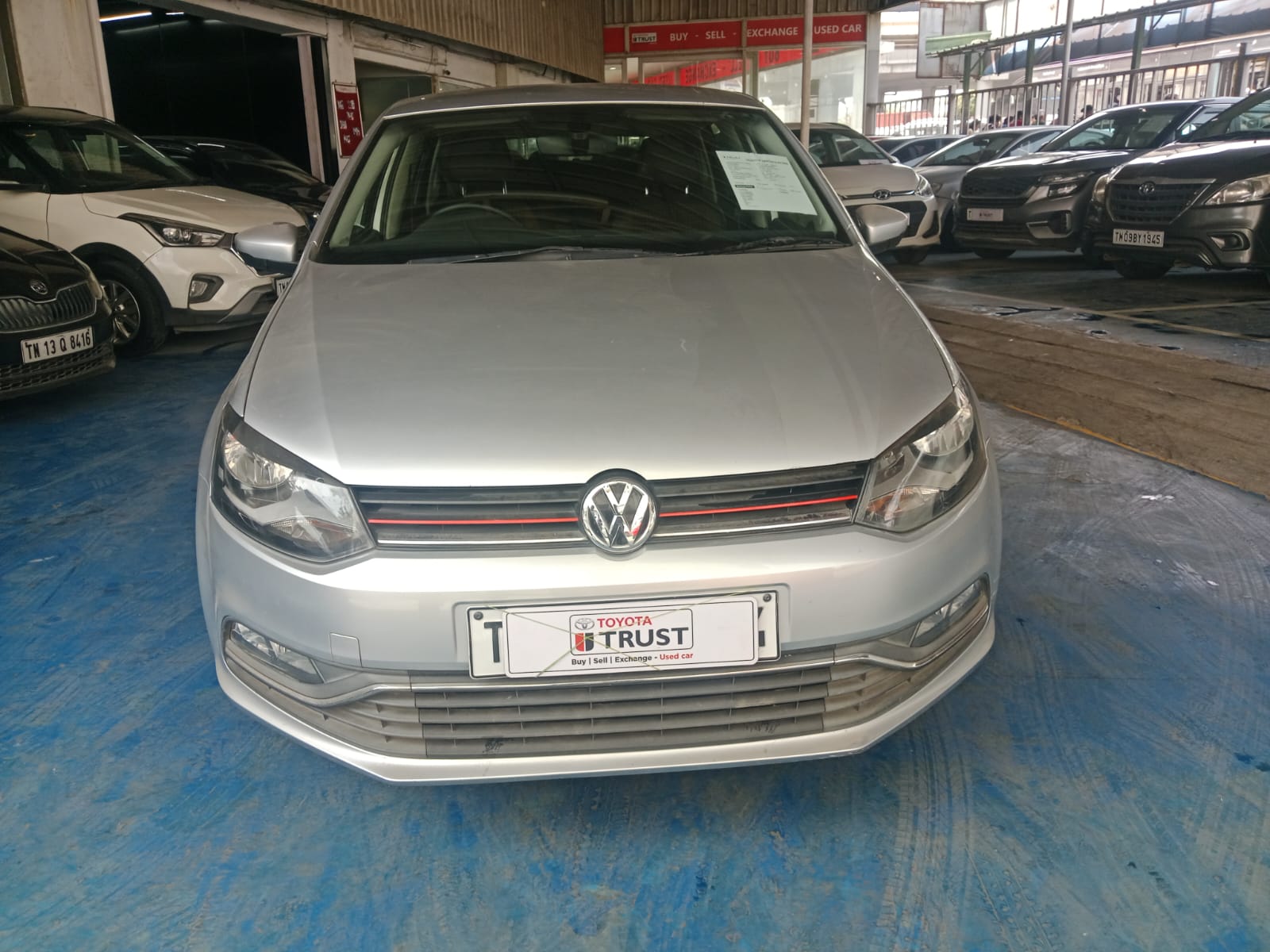Volkswagen Polo - Image 9