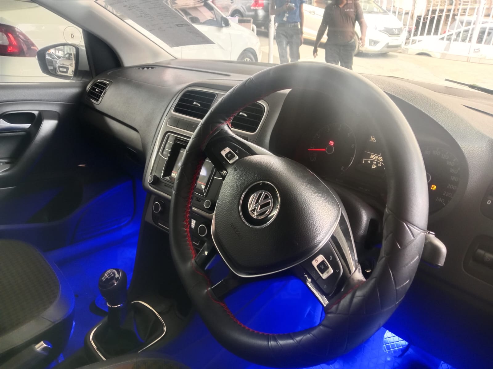 Volkswagen Polo - Image 4