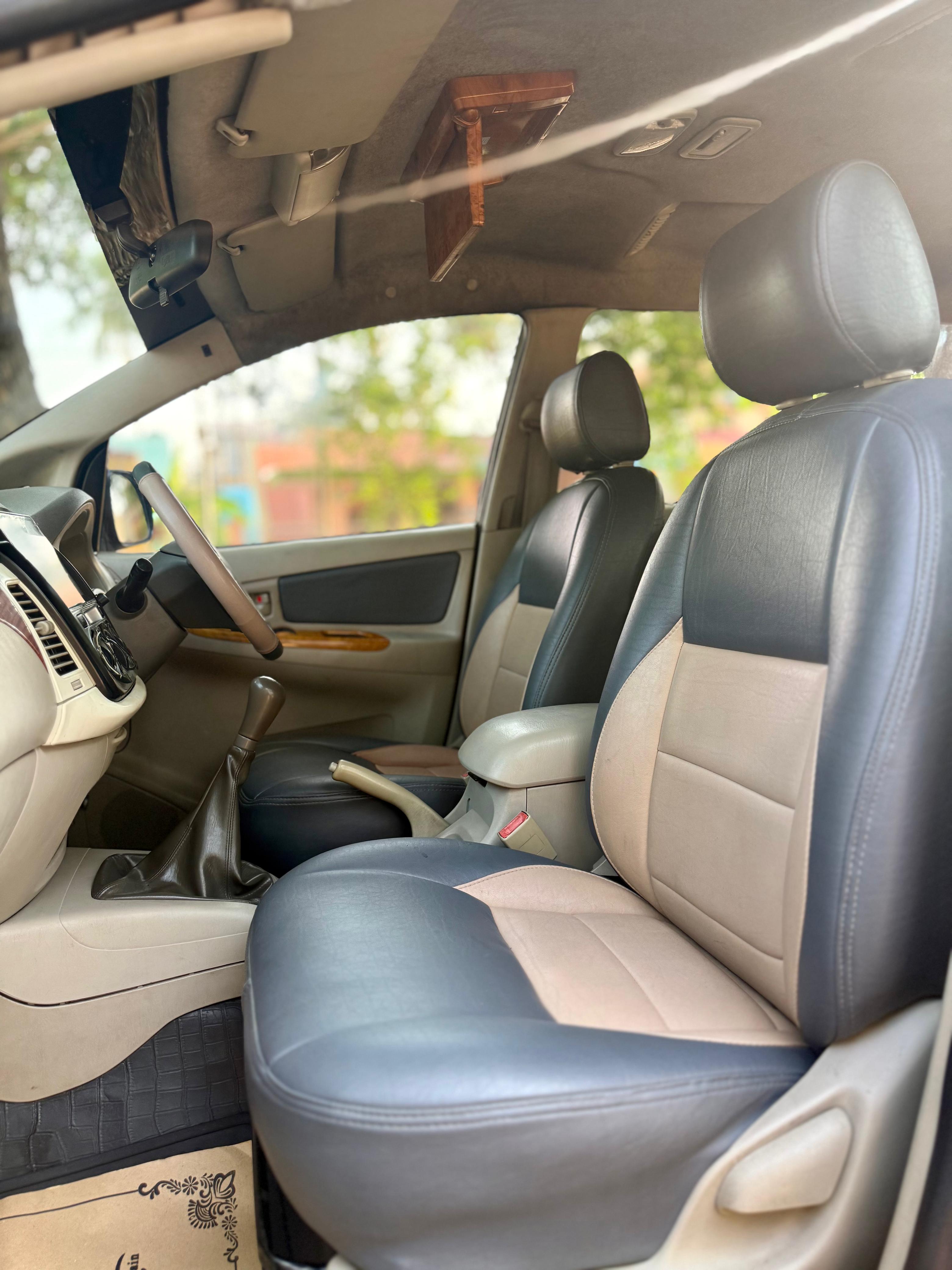 Toyota Innova - Image 7