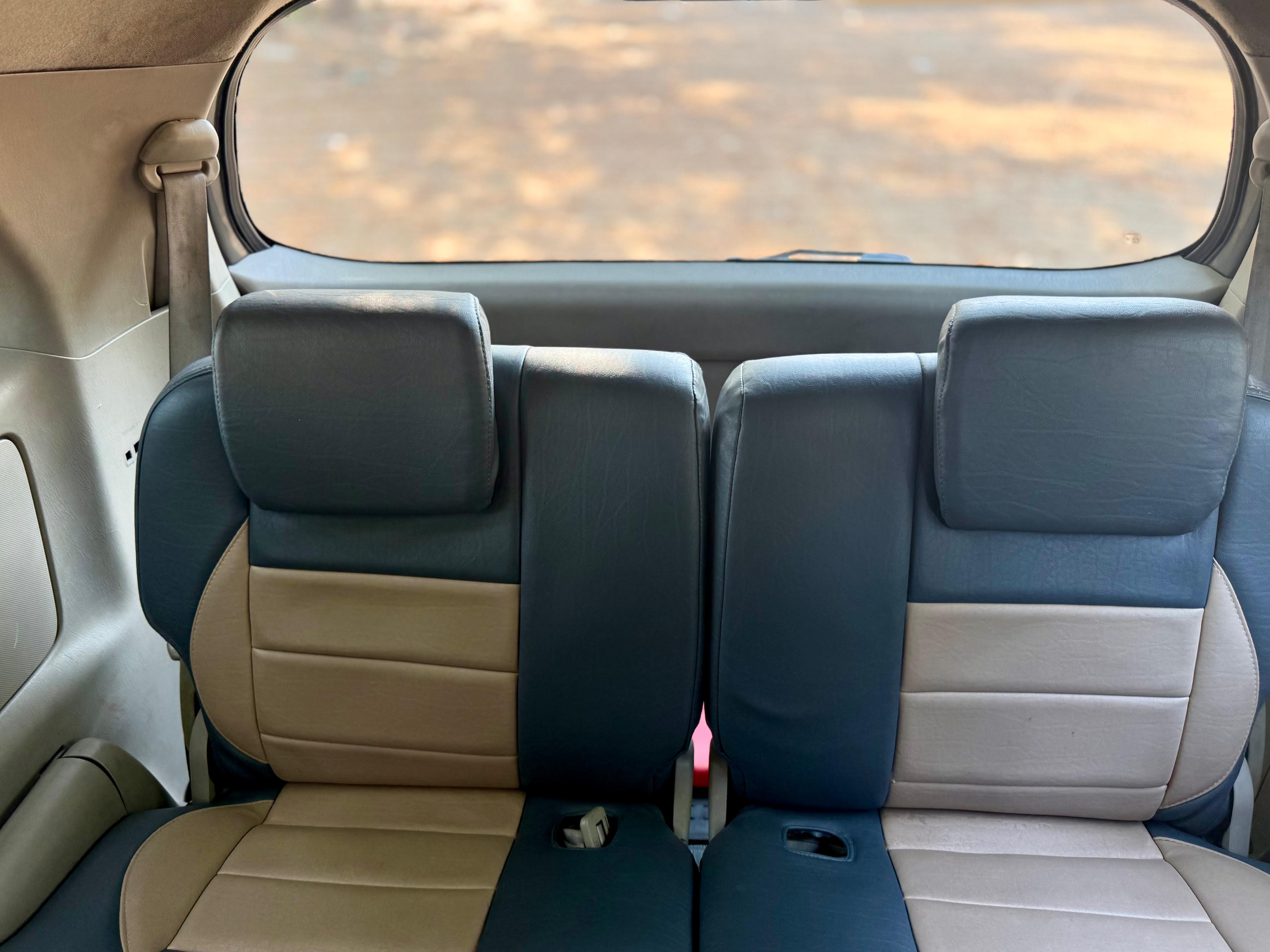 Toyota Innova - Image 6