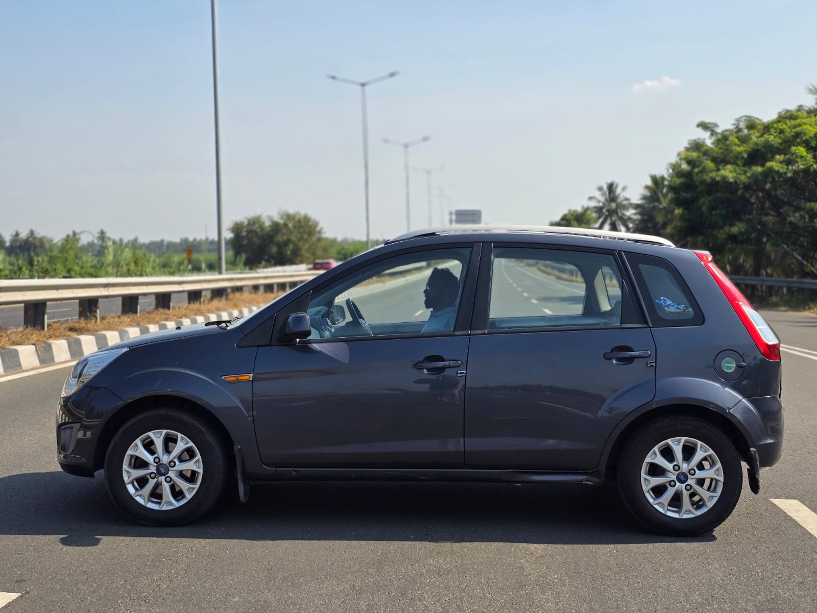 Ford Figo - Image 3