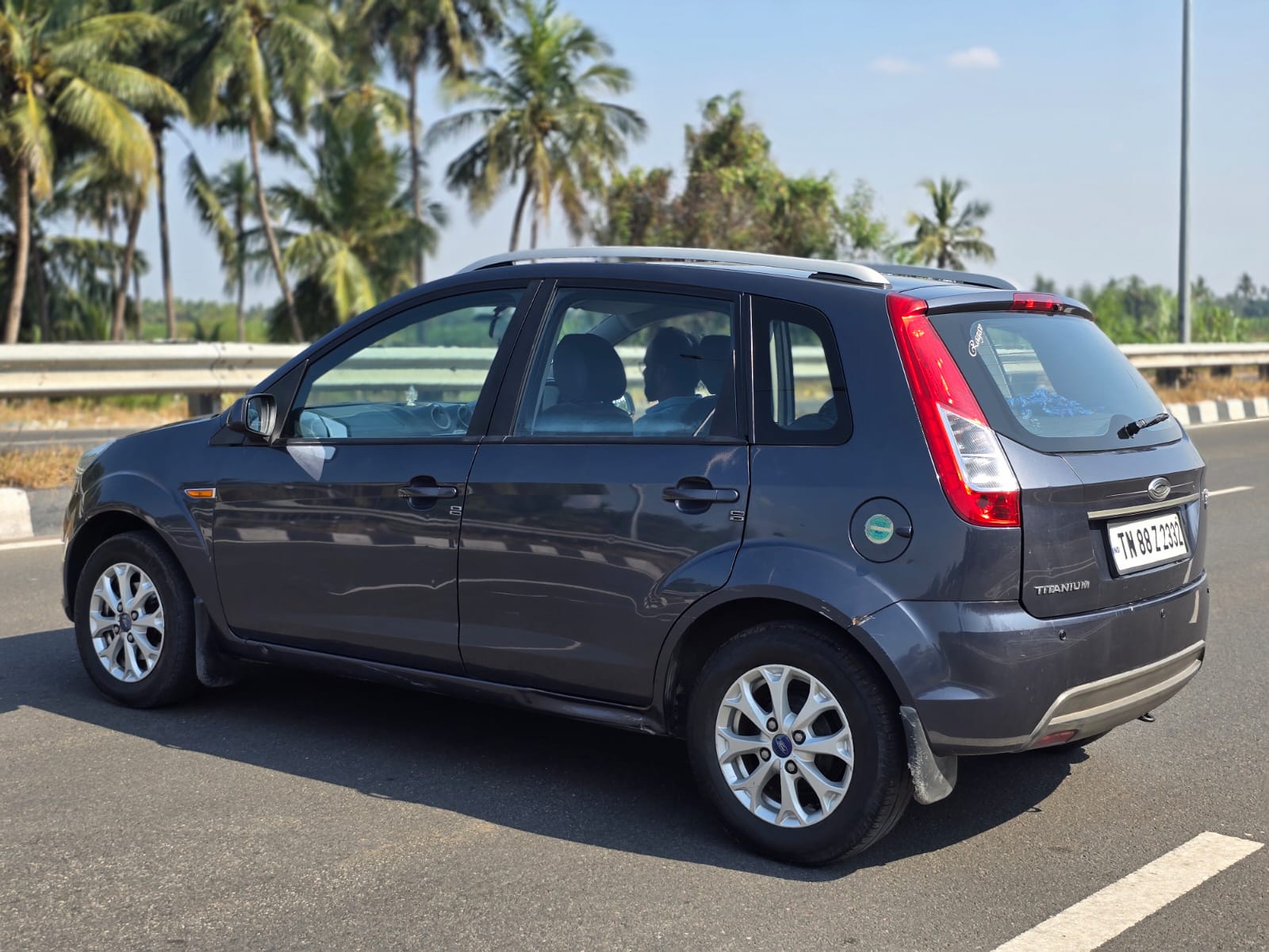 Ford Figo - Image 8