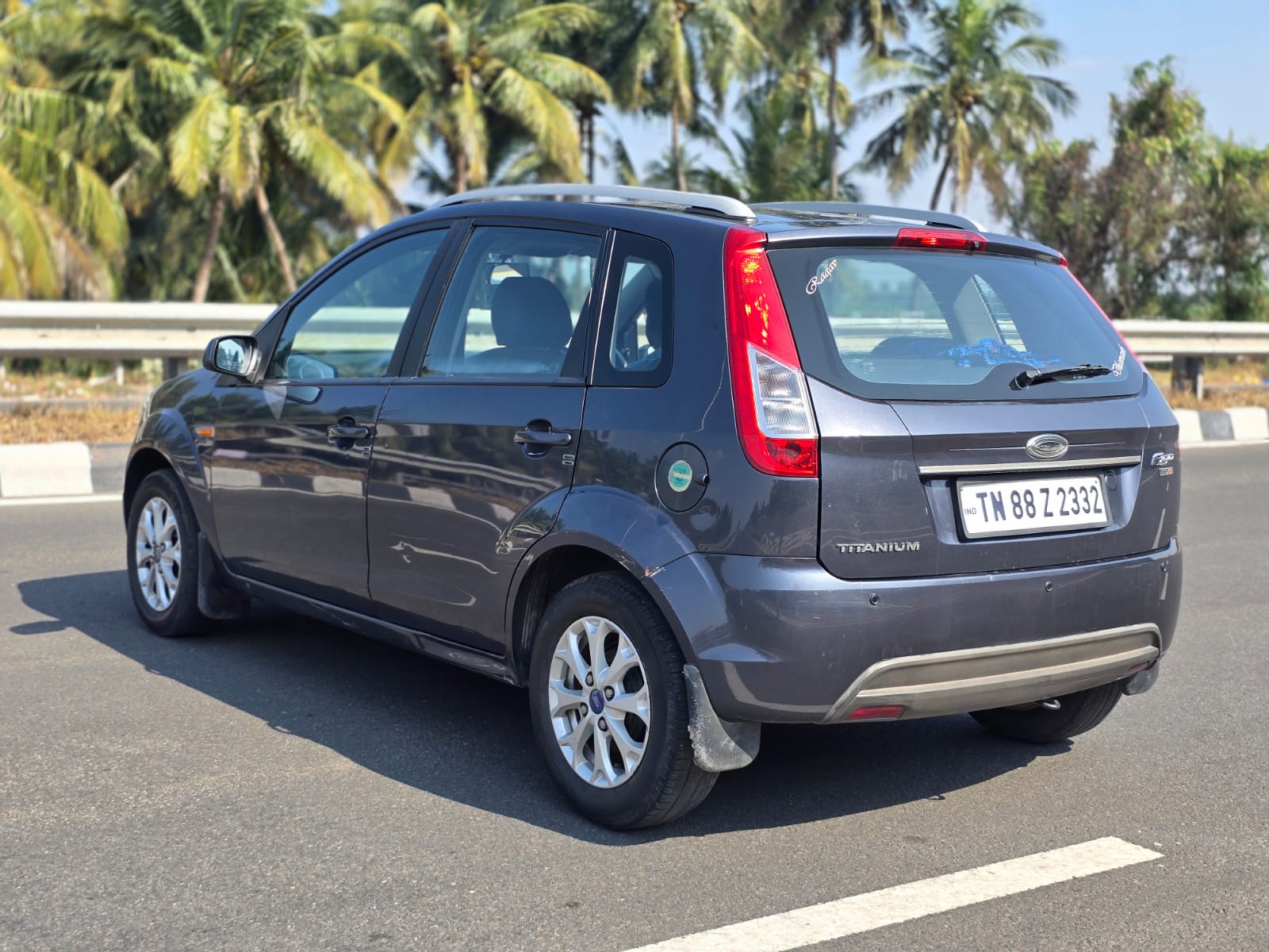 Ford Figo - Image 6
