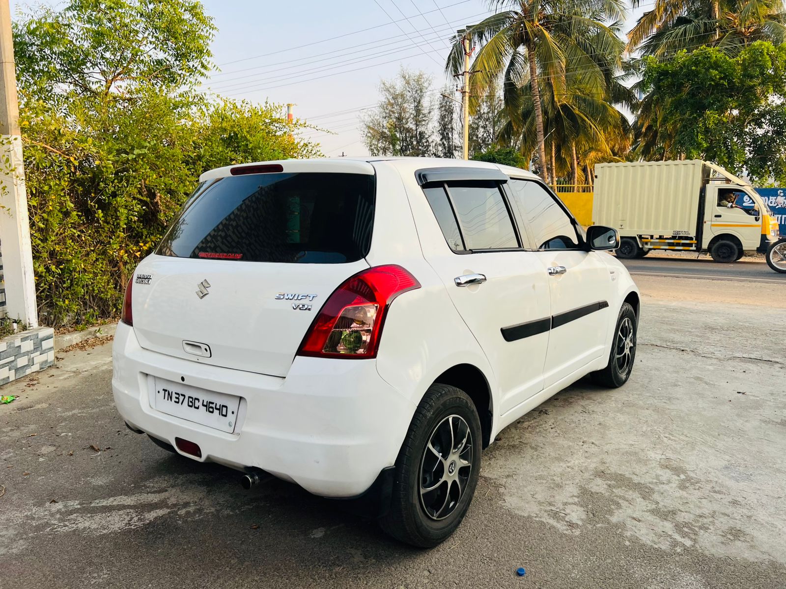 Maruti Suzuki Swift - Image 6