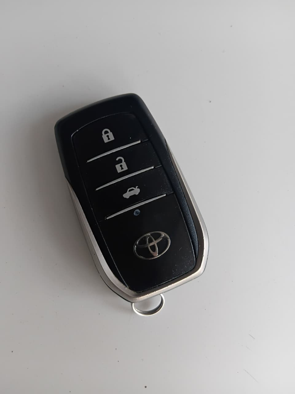 Toyota Camry - Image 9