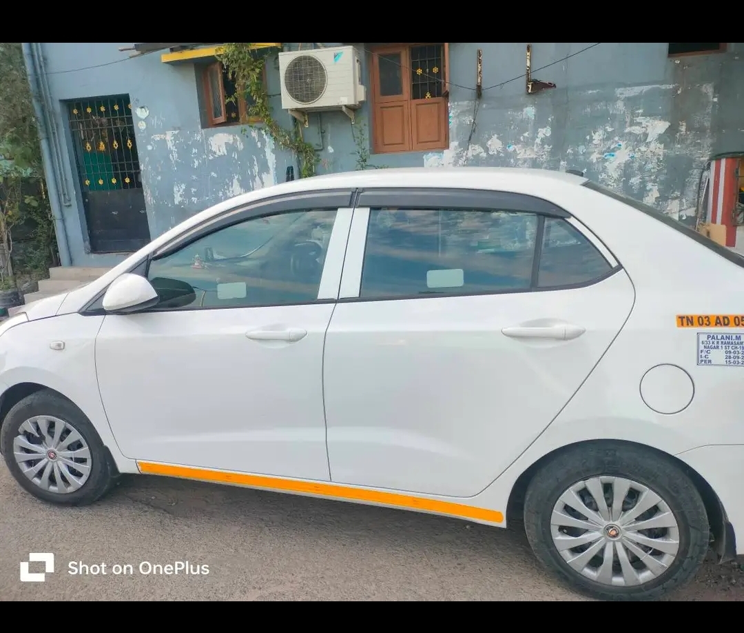 Hyundai Xcent - Image 2