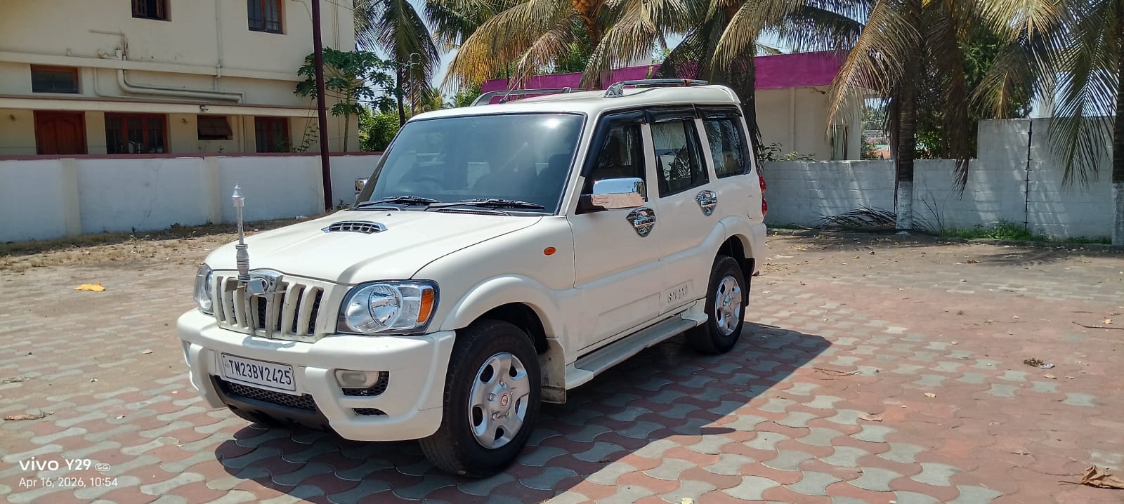 Mahindra Scorpio - Image 7