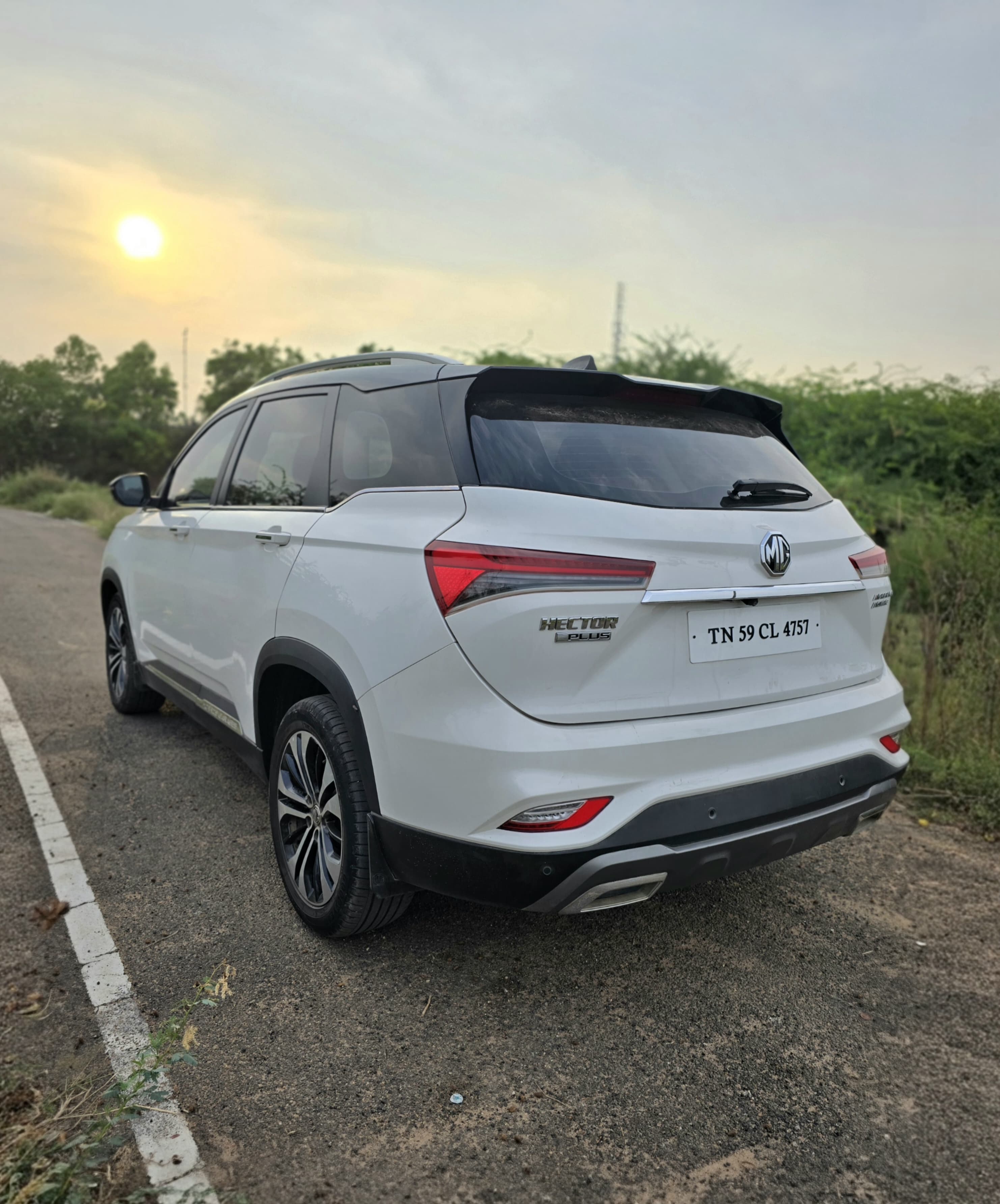 MG Hector Plus - Image 4