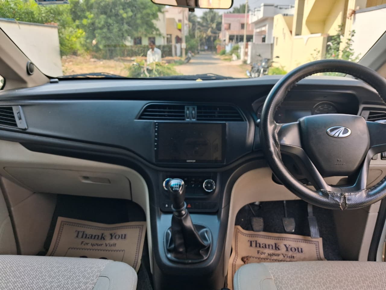 Mahindra Marazzo - Image 2