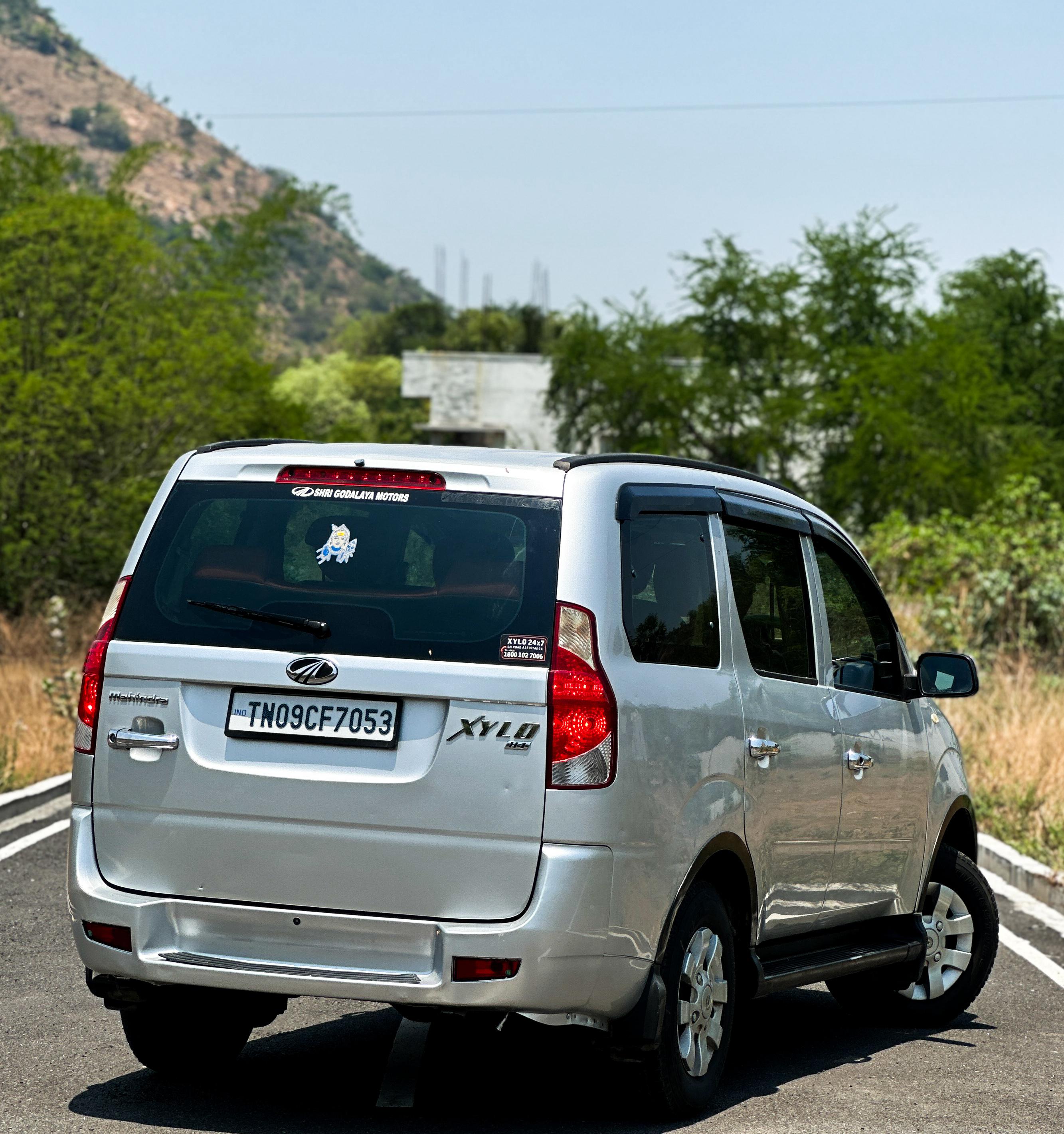 Mahindra Xylo - Image 10