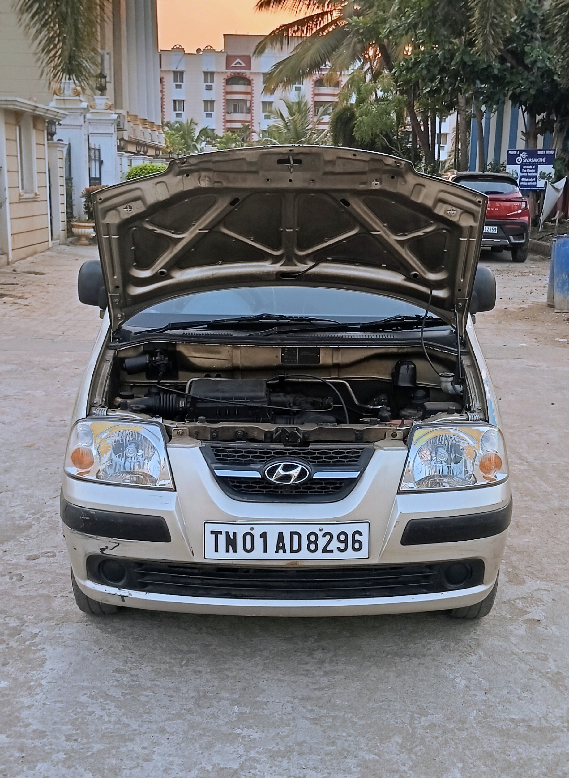 Hyundai Santro Xing - Image 8