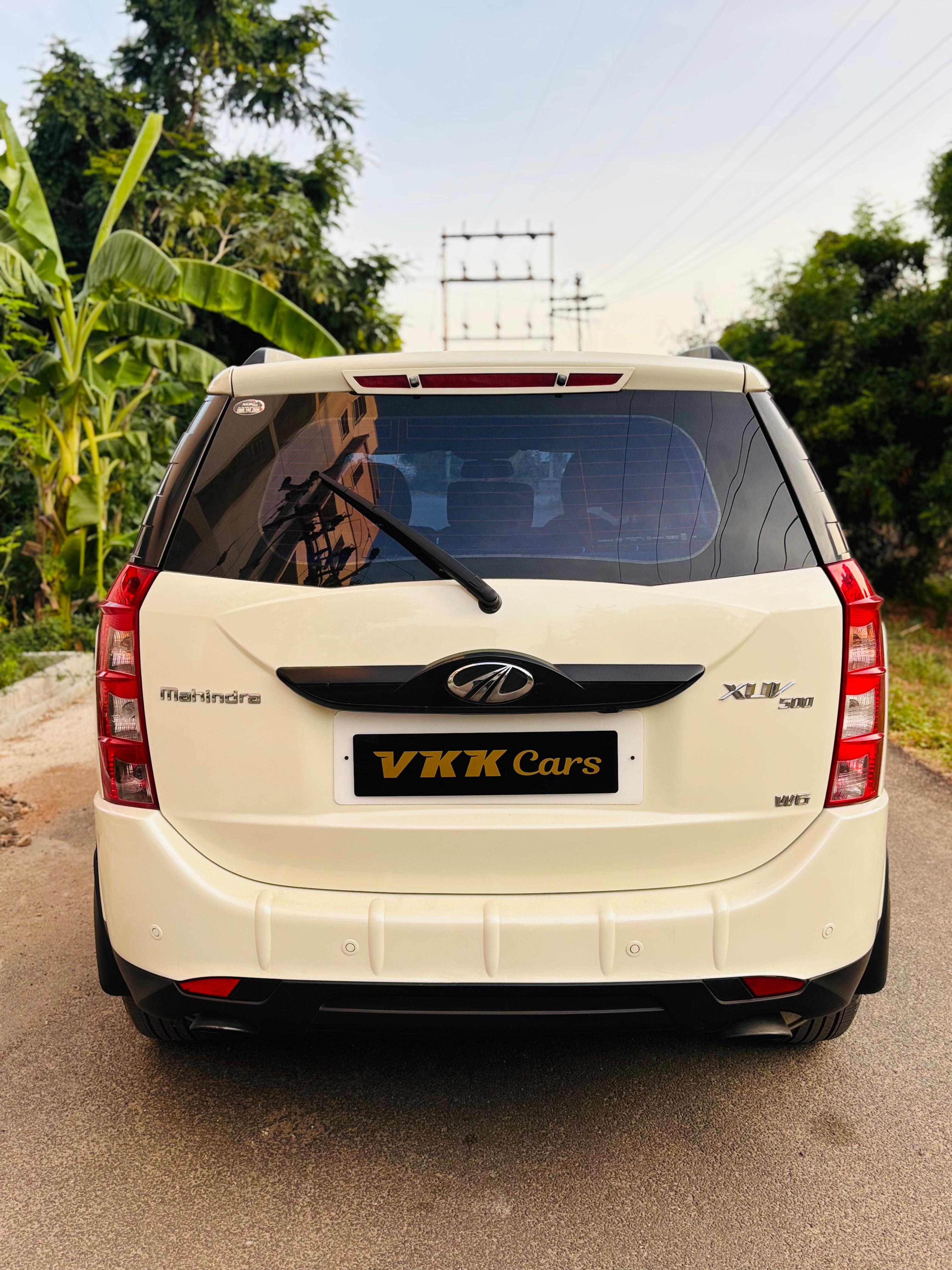 Mahindra XUV500 - Image 9
